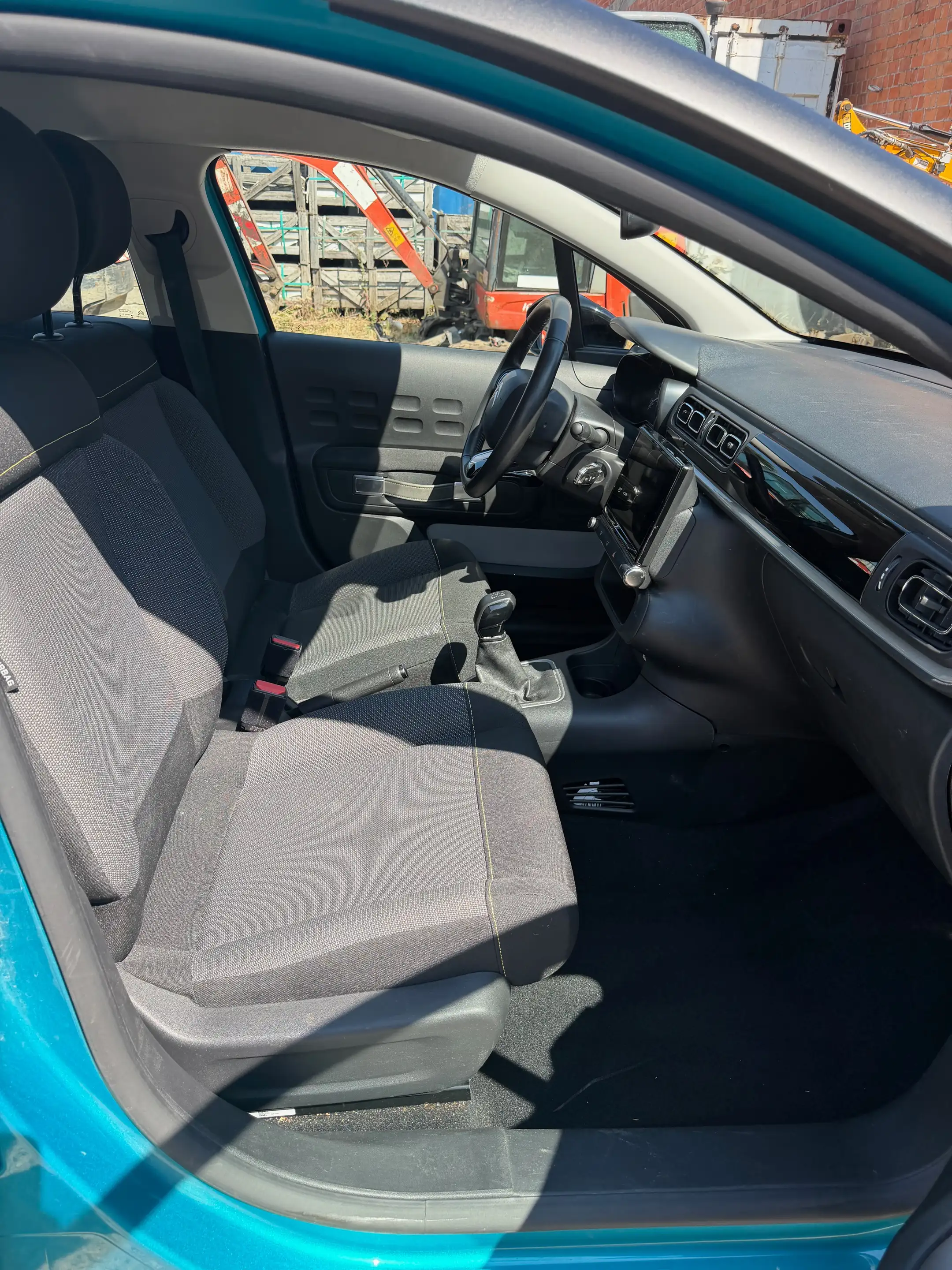 Citroen C3 C3 1.2i PureTech Shine S — photo 9