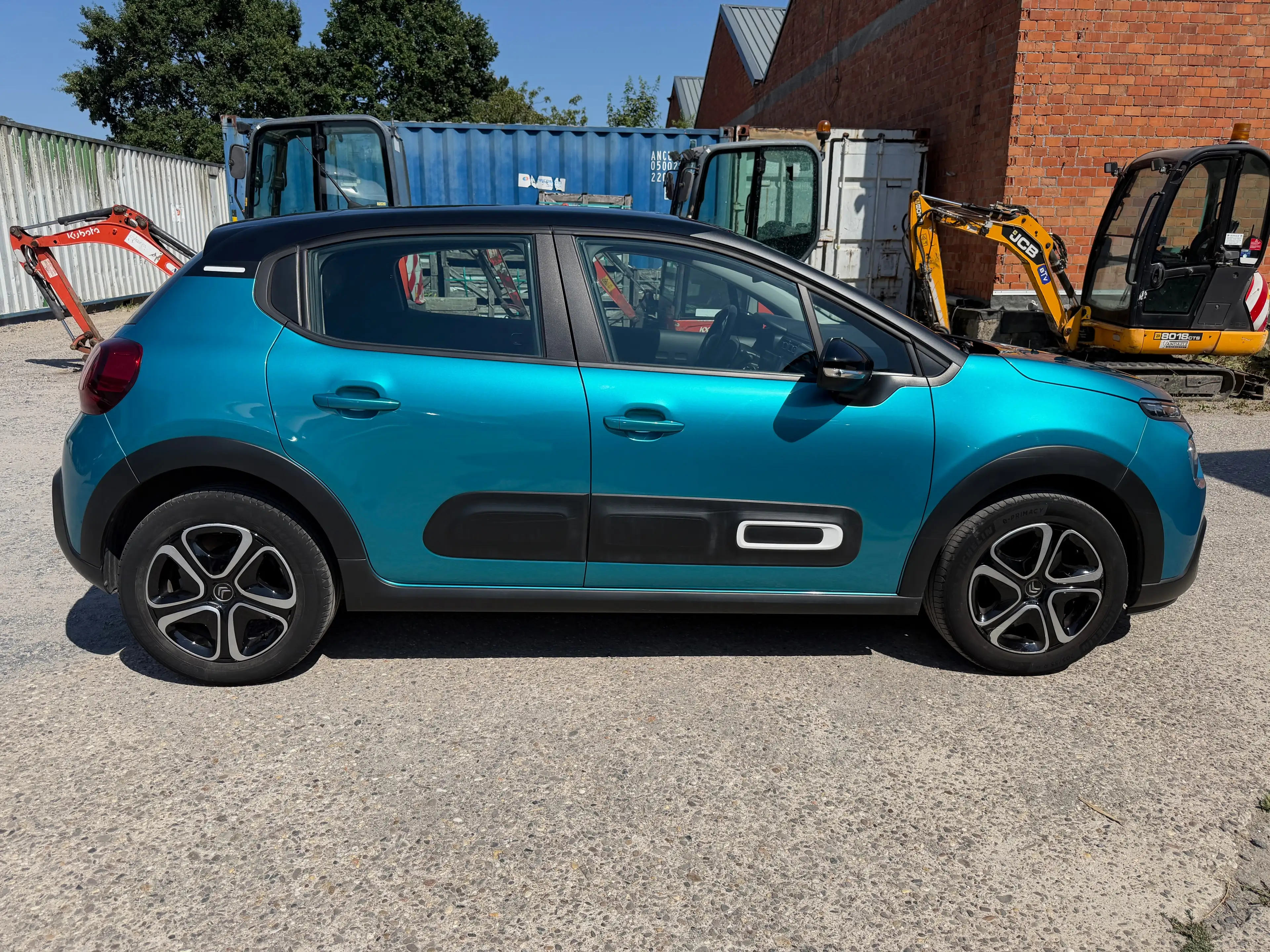 Citroen C3 C3 1.2i PureTech Shine S — photo 6