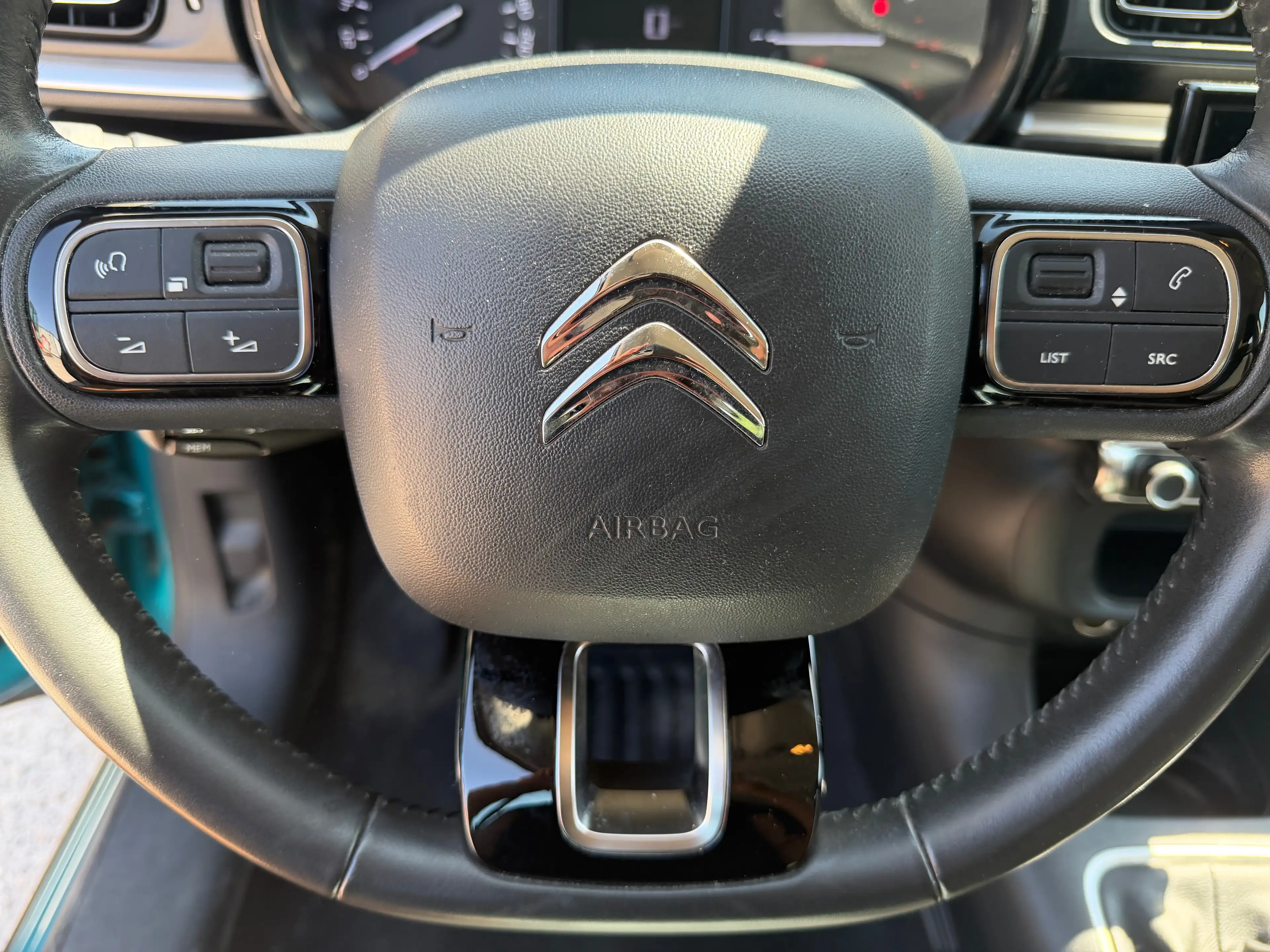 Citroen C3 C3 1.2i PureTech Shine S — photo 14
