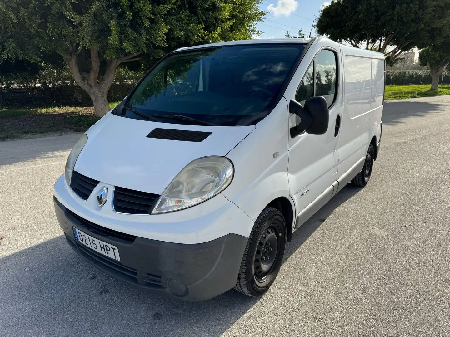 Renault Trafic 2.0dCi Fg. 29 L1H1 115 E5 - 1