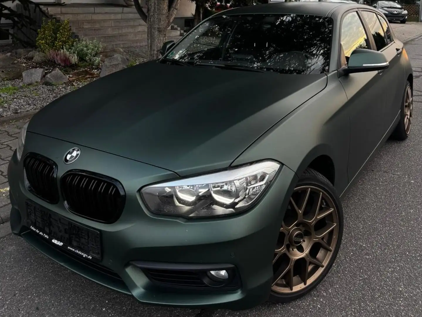 BMW 120 1er ,120i ,BBS,LED,E-SITZE,NAVI,PDC,GARANTIE Grün - 1