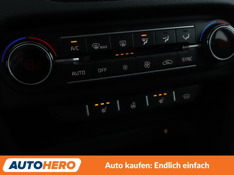Kia ProCeed / pro_cee'd 1.6 TGDI GT Aut.*NAVI*LED*CAM*ACC*SHZ*LHZ*ALU* — photo 24