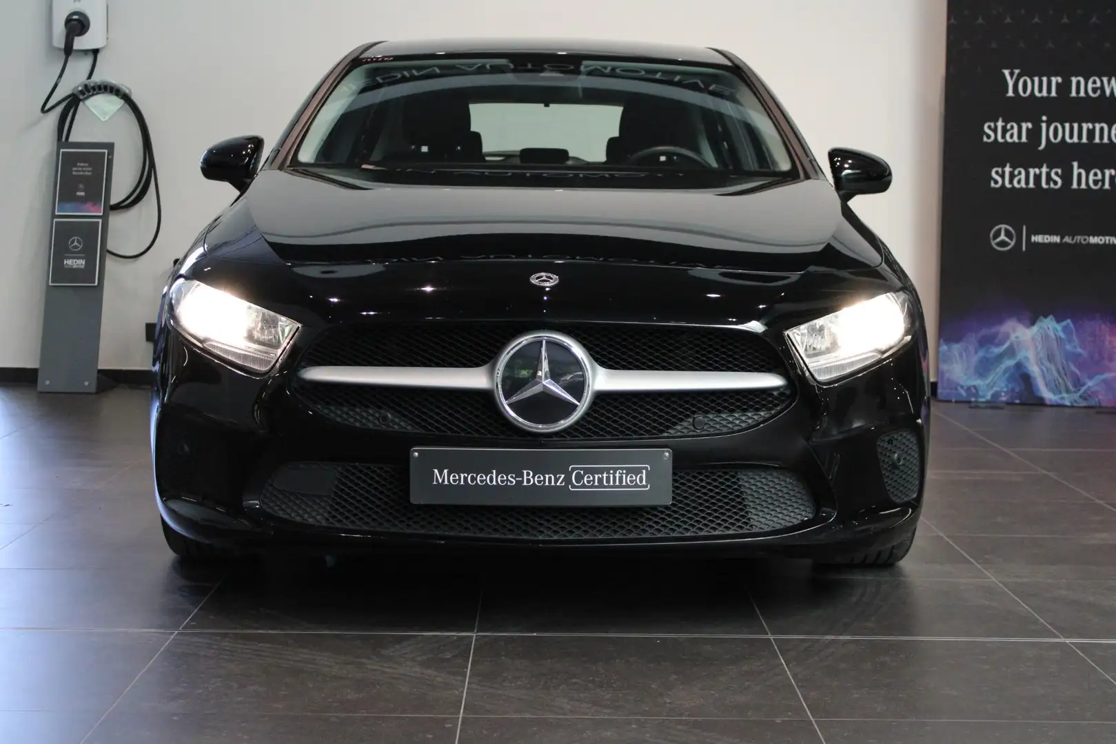 Mercedes-Benz A 180 Business Line Negro - 2