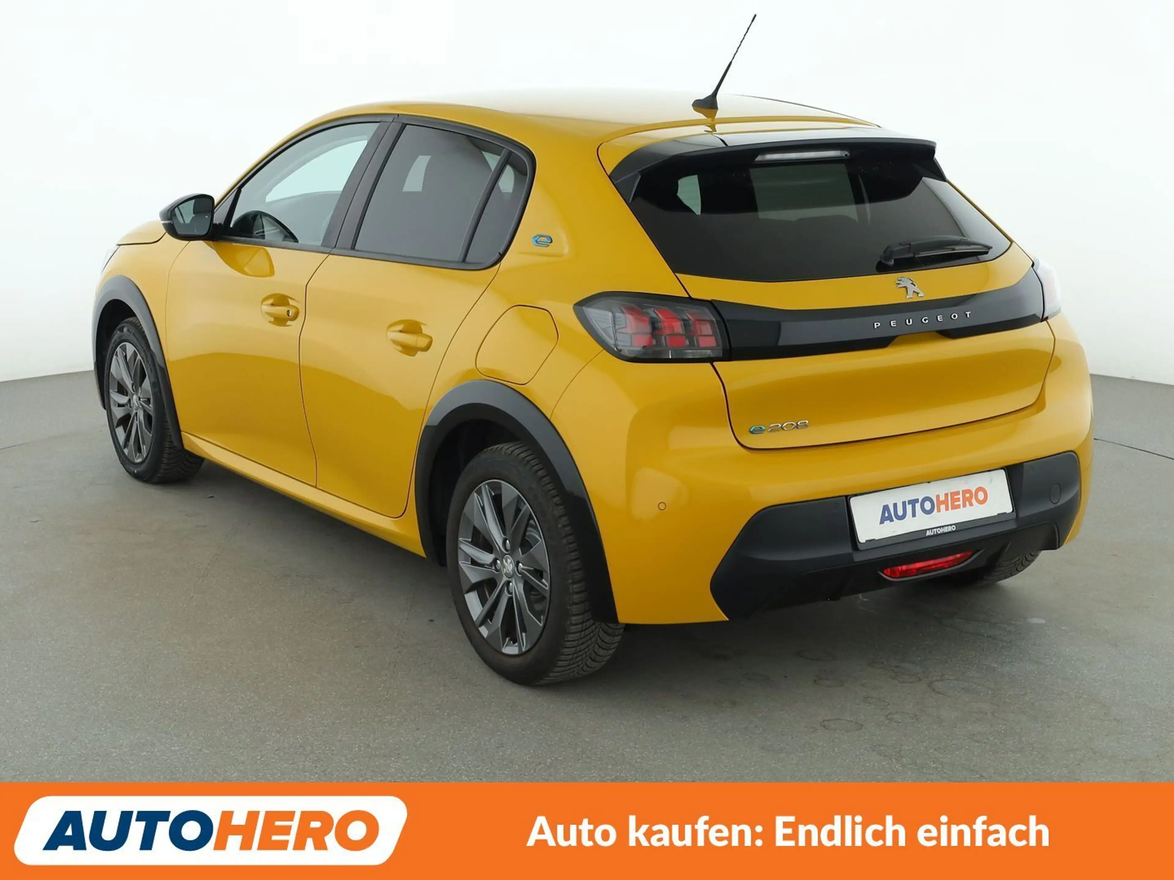 Peugeot e-208 electric drive 100 kW Active Pack Aut.*NAVI* — photo 4