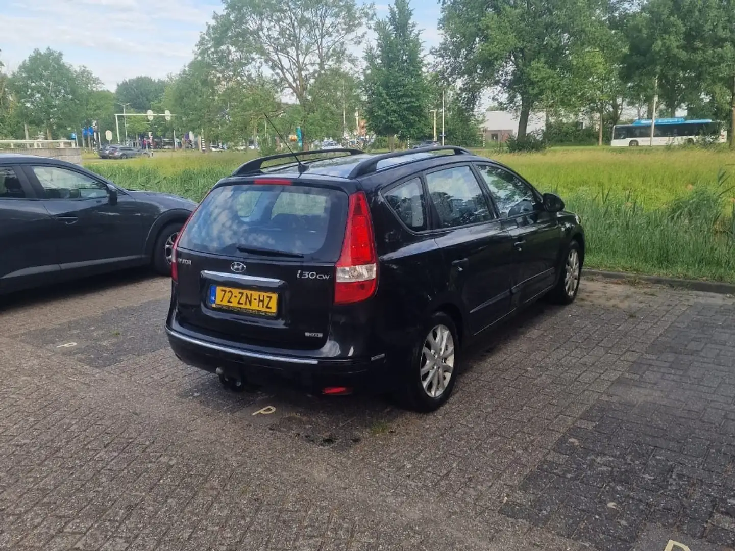 Hyundai i30 2.0i Style Nero - 2