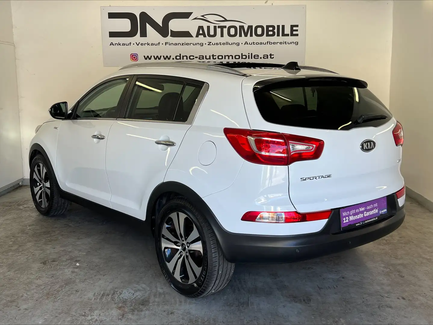 Kia Sportage Active Pro 2,0 CRDi 4WD DPF Aut.*PANO*SHZ4X* Weiß - 2