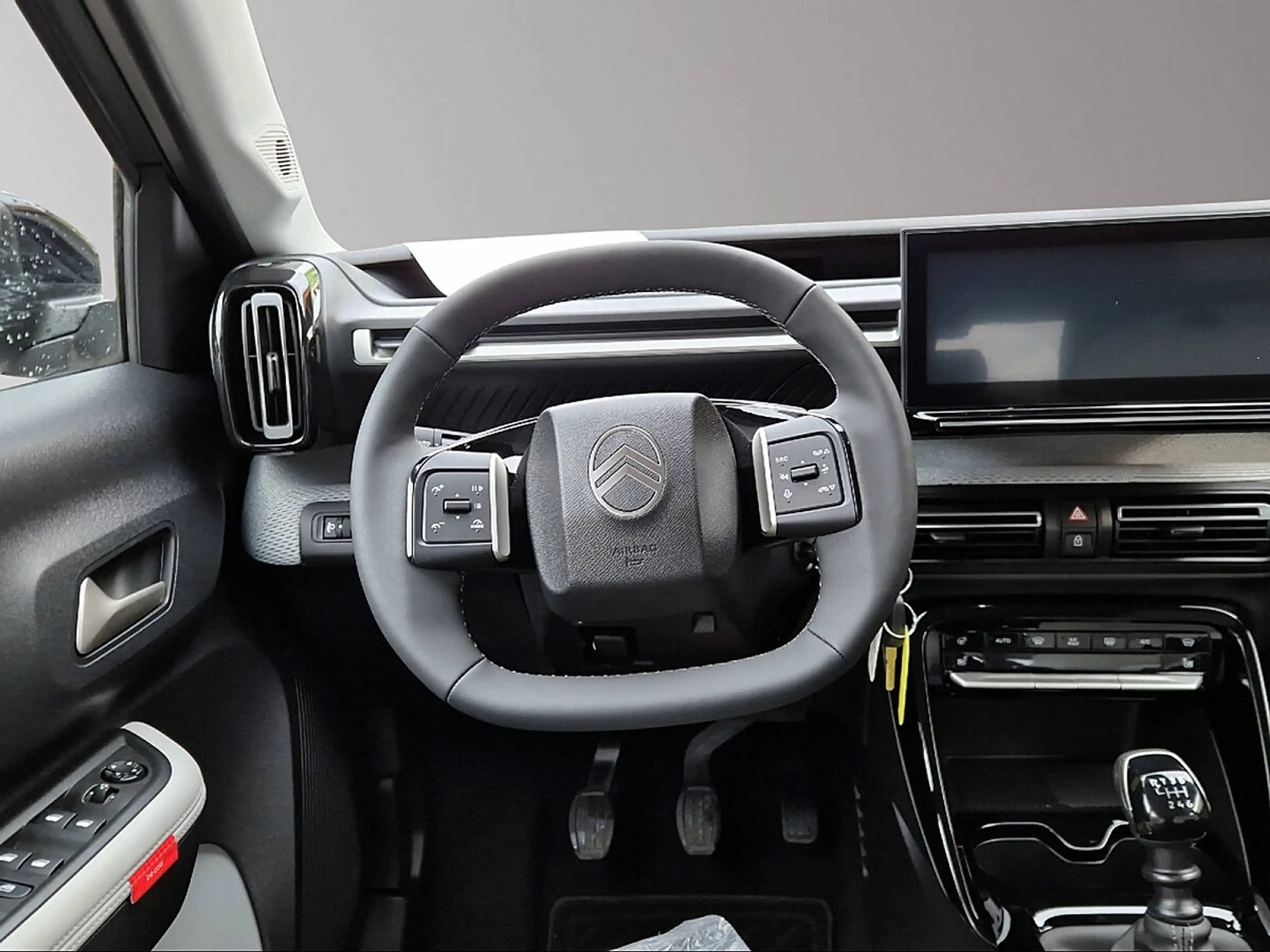 Citroen C3 Aircross Turbo 100 S&S 6-Gang-Manuell Plus — photo 6