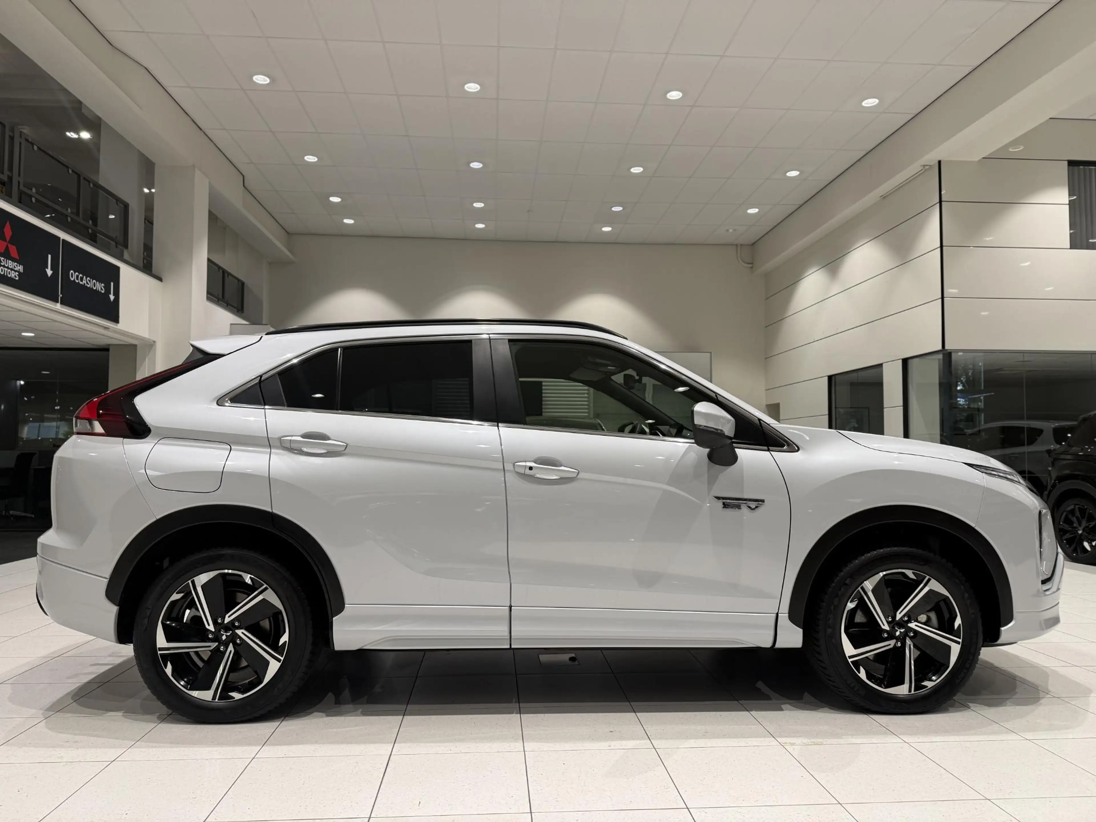 Mitsubishi Eclipse Cross 2.4 PHEV Executive | Trekhaak | Stoelverwarming | — photo 15