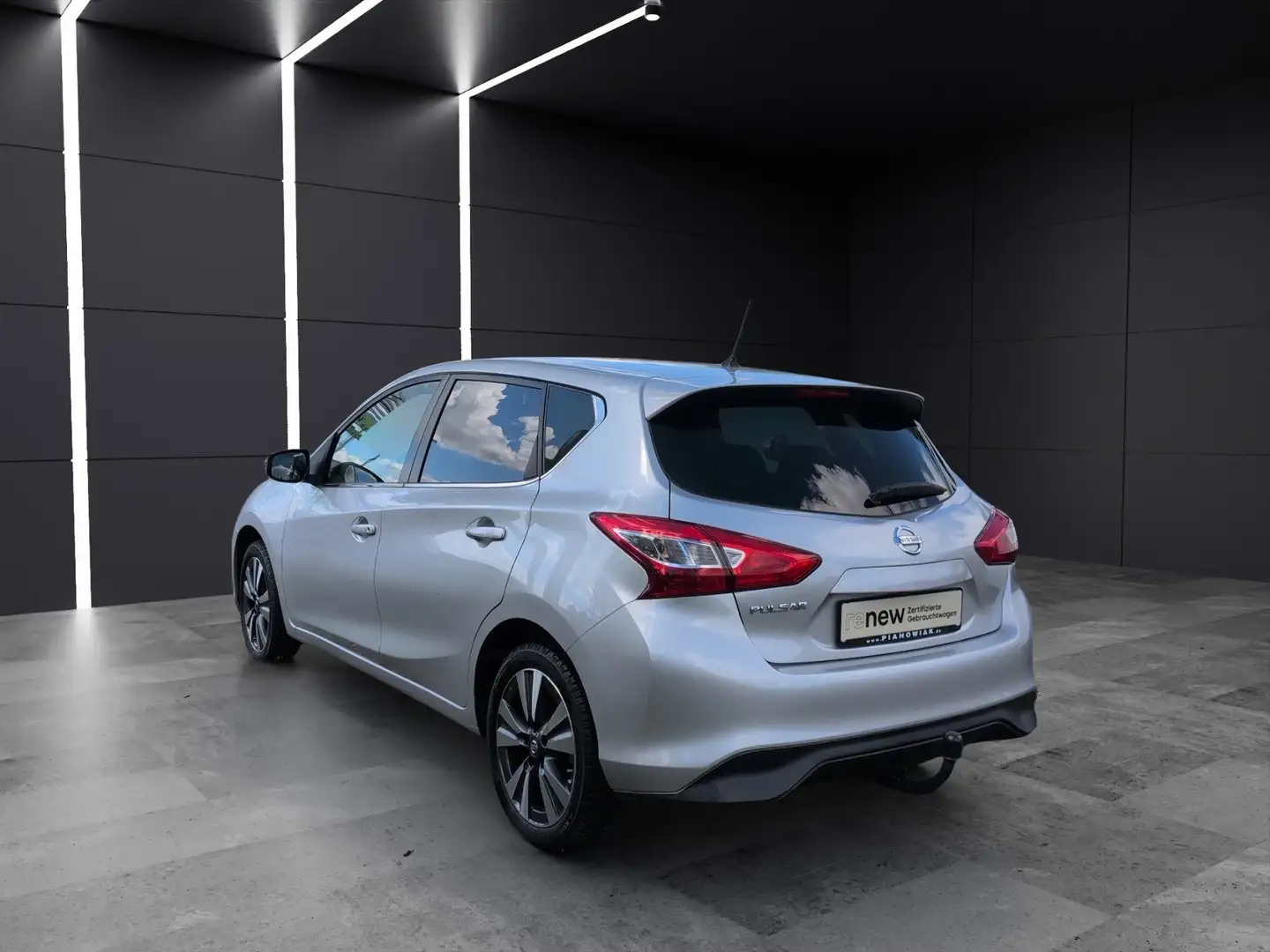 Nissan Pulsar 1.2 DIG-T N-TEC Navi Rückfahrkamera AHK Sitzheizung Silber - 2