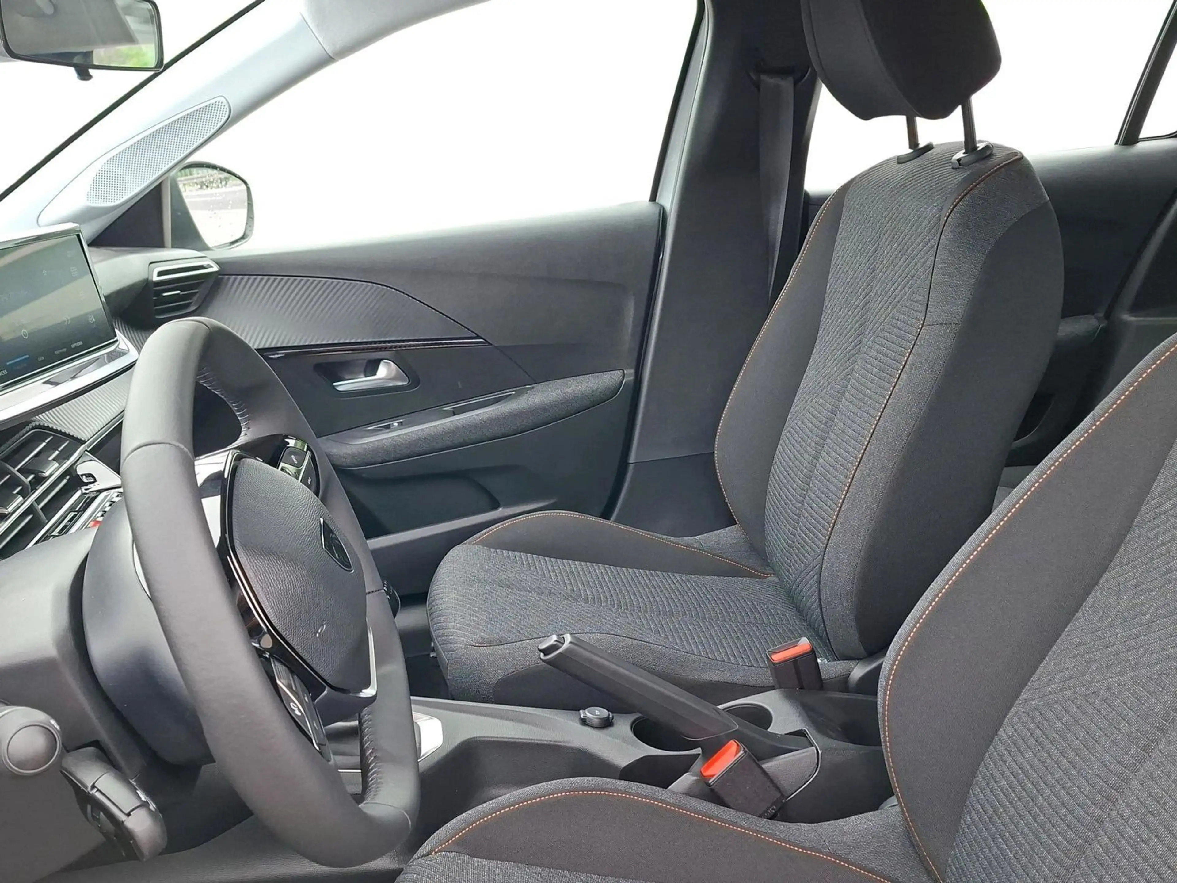 Peugeot 208 Style Turbo 100 — photo 7