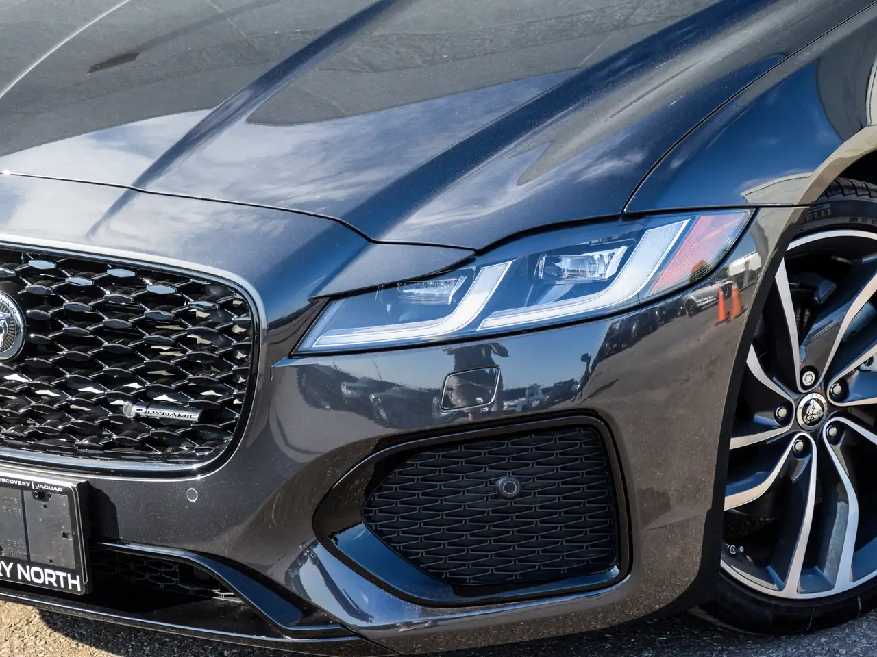 Jaguar XF снимка Jaguar XF