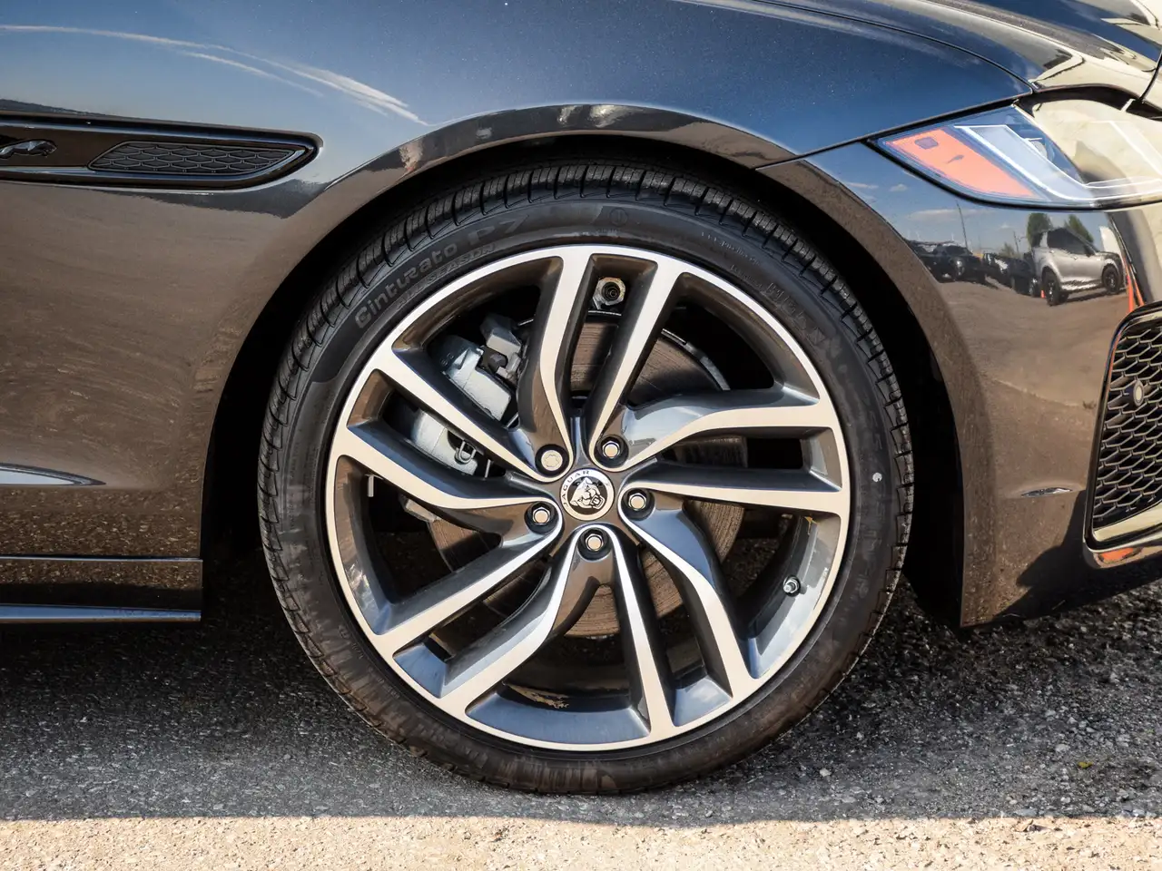 Jaguar XF снимка Jaguar XF