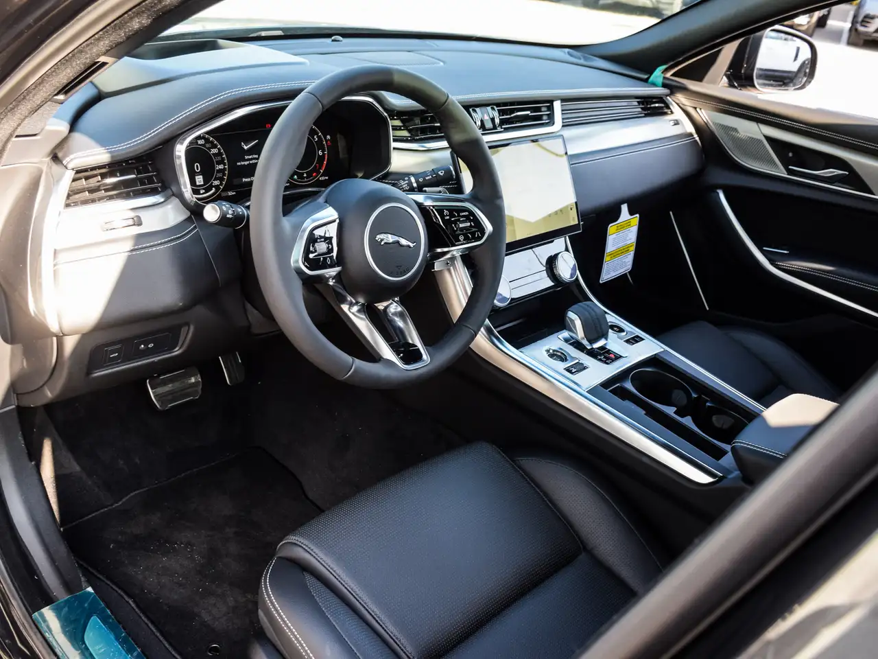 Jaguar XF снимка Jaguar XF