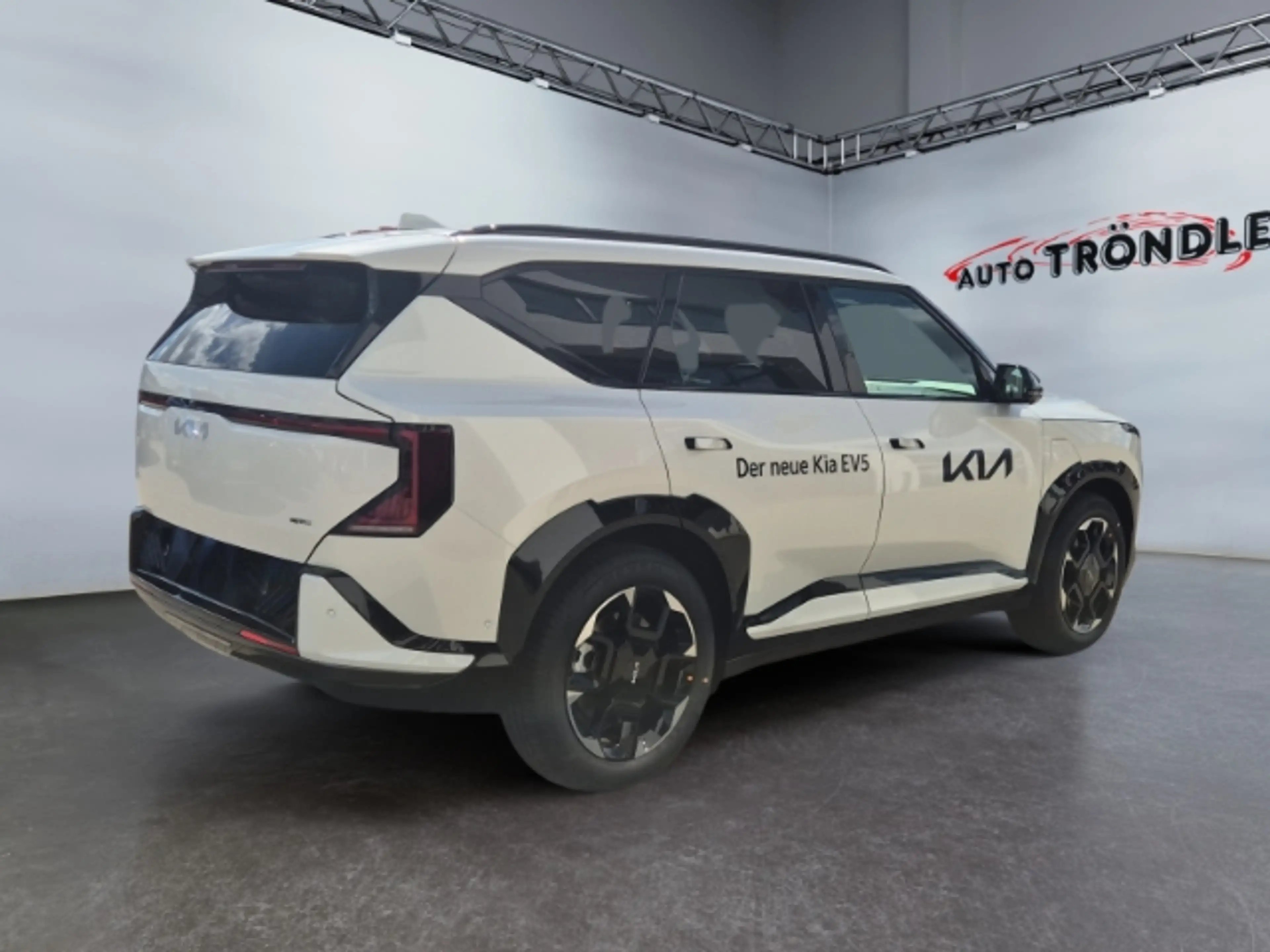 Kia EV5 81.4 AWD GT Line +360 Kamera +HuD +Panorama — photo 4