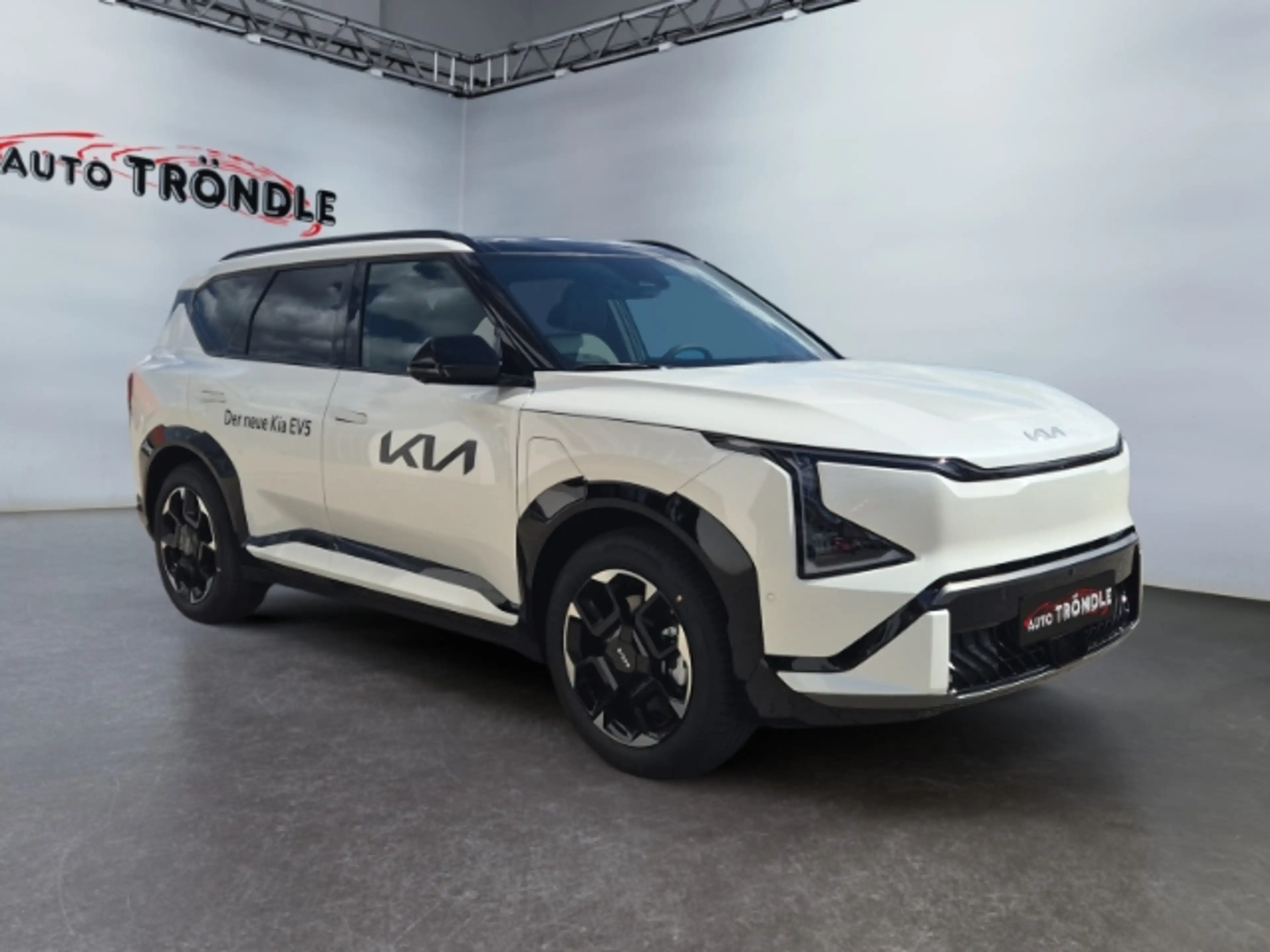 Kia EV5 81.4 AWD GT Line +360 Kamera +HuD +Panorama — photo 3