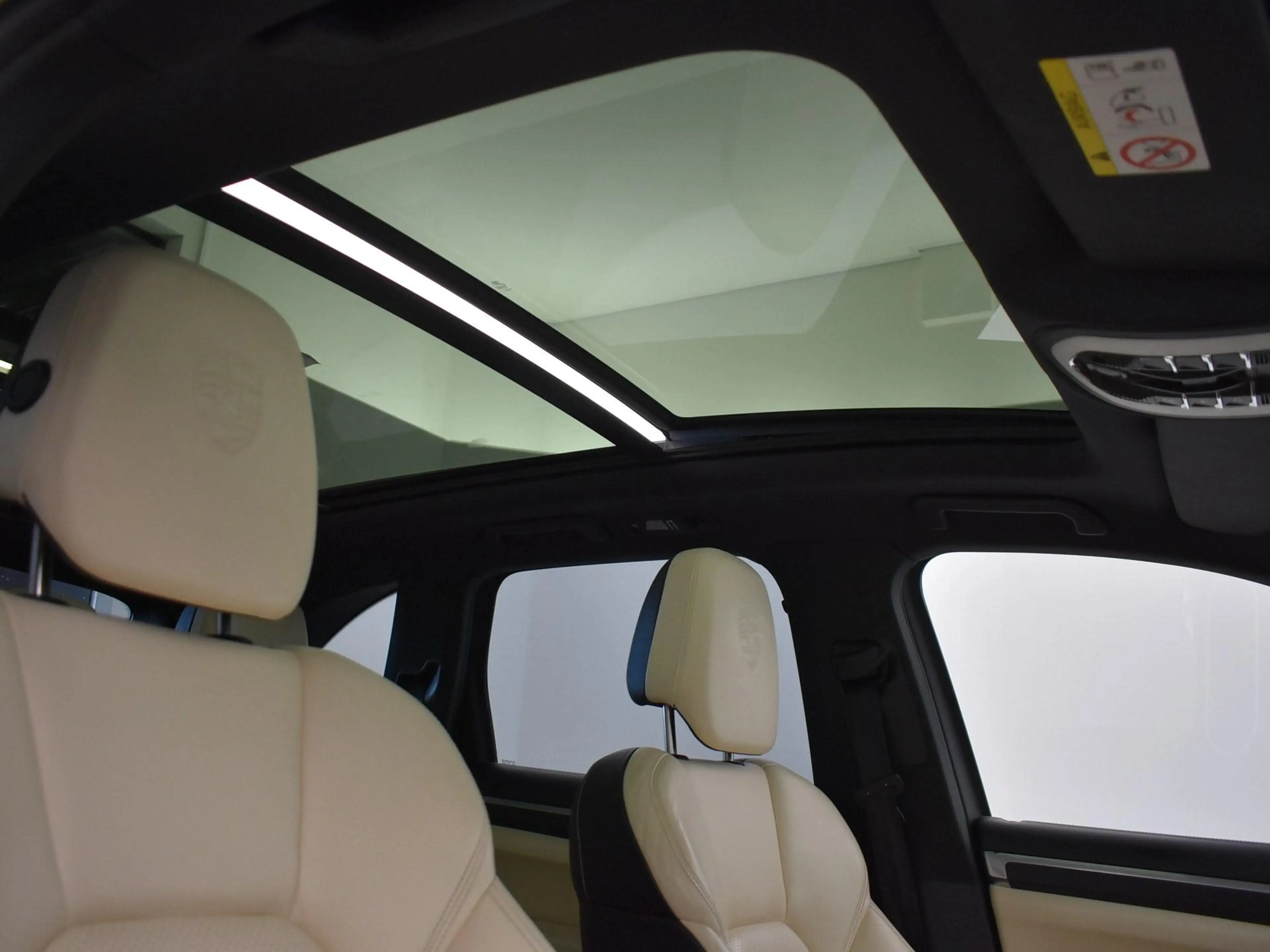 Porsche Cayenne 3.0 S E-HYBRID 416 PK + ADAPTIVE CRUISE | PANORAMA — photo 10