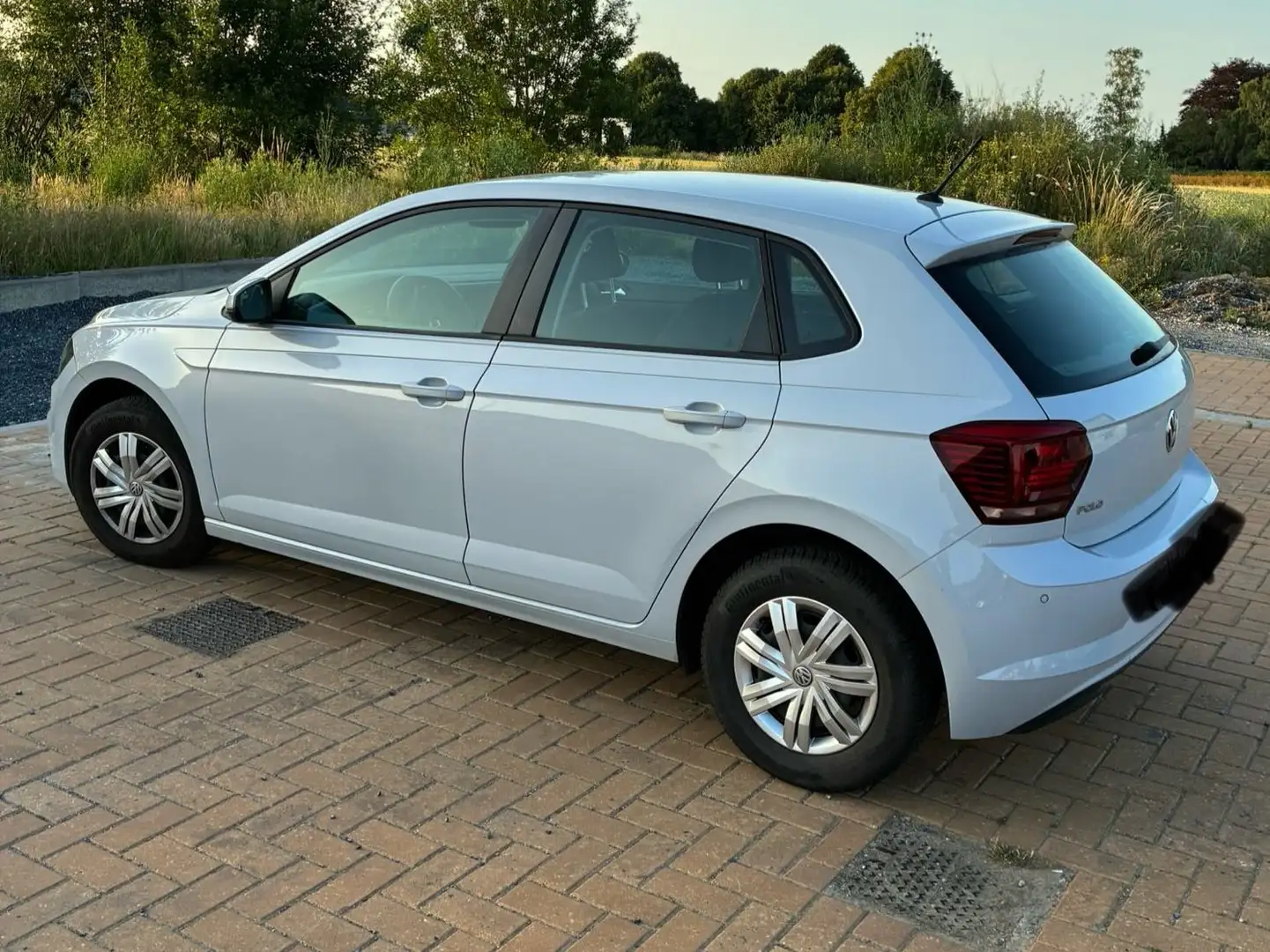 Volkswagen Polo Polo 1.0i Trendline Blanc - 2