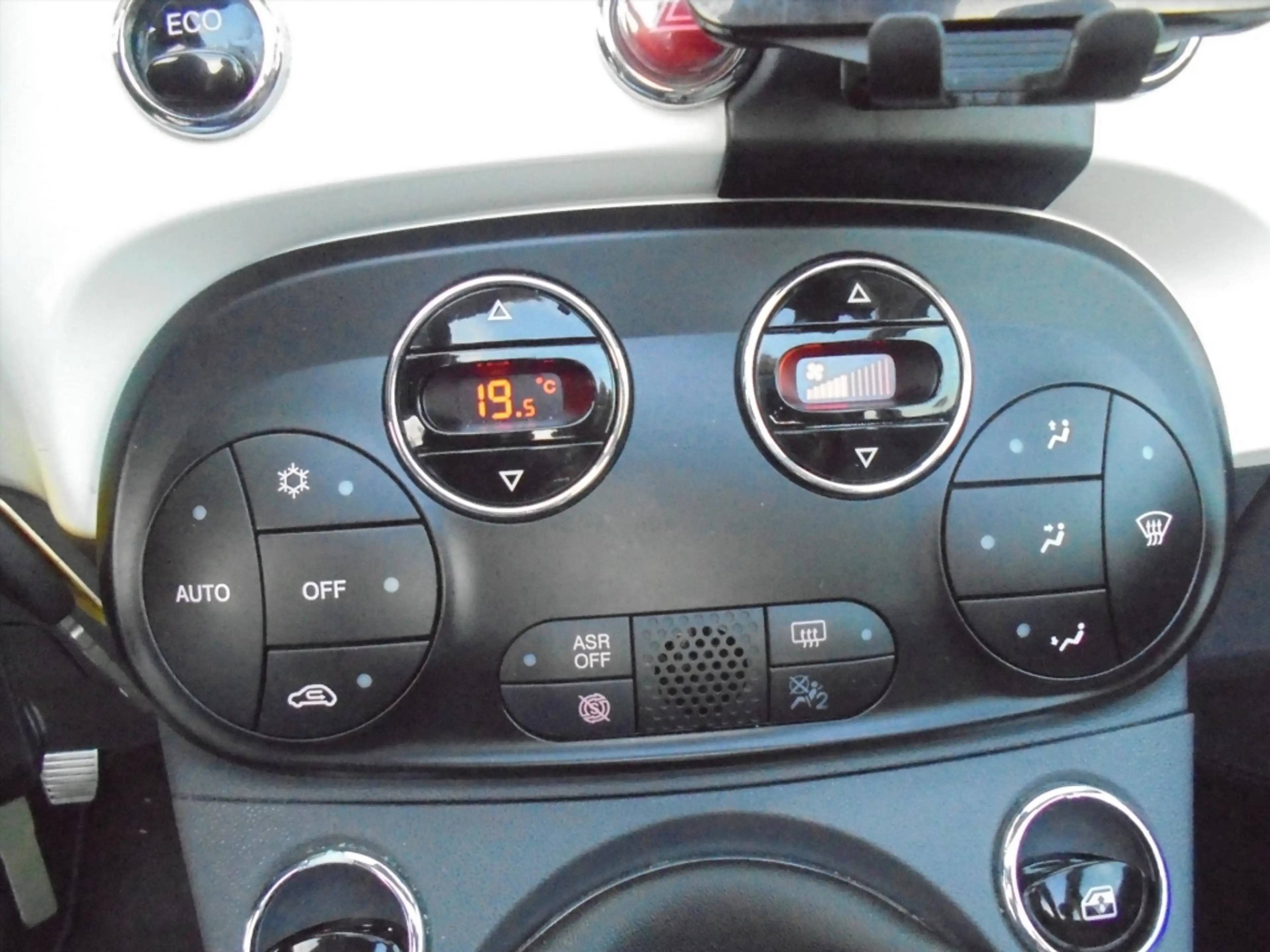 Fiat 500C 0.9 80pk Turbo Twinair — photo 27