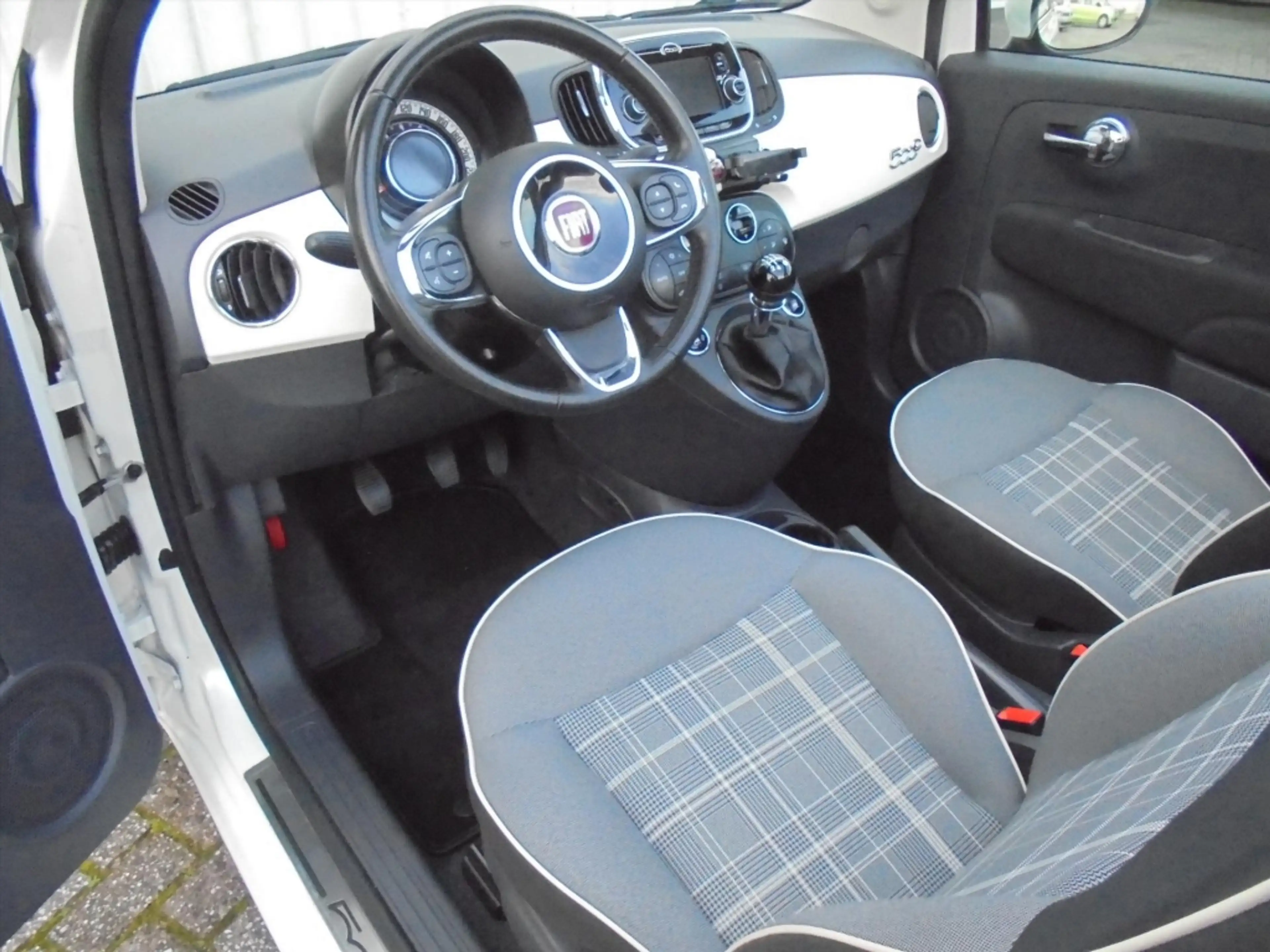 Fiat 500C 0.9 80pk Turbo Twinair — photo 21