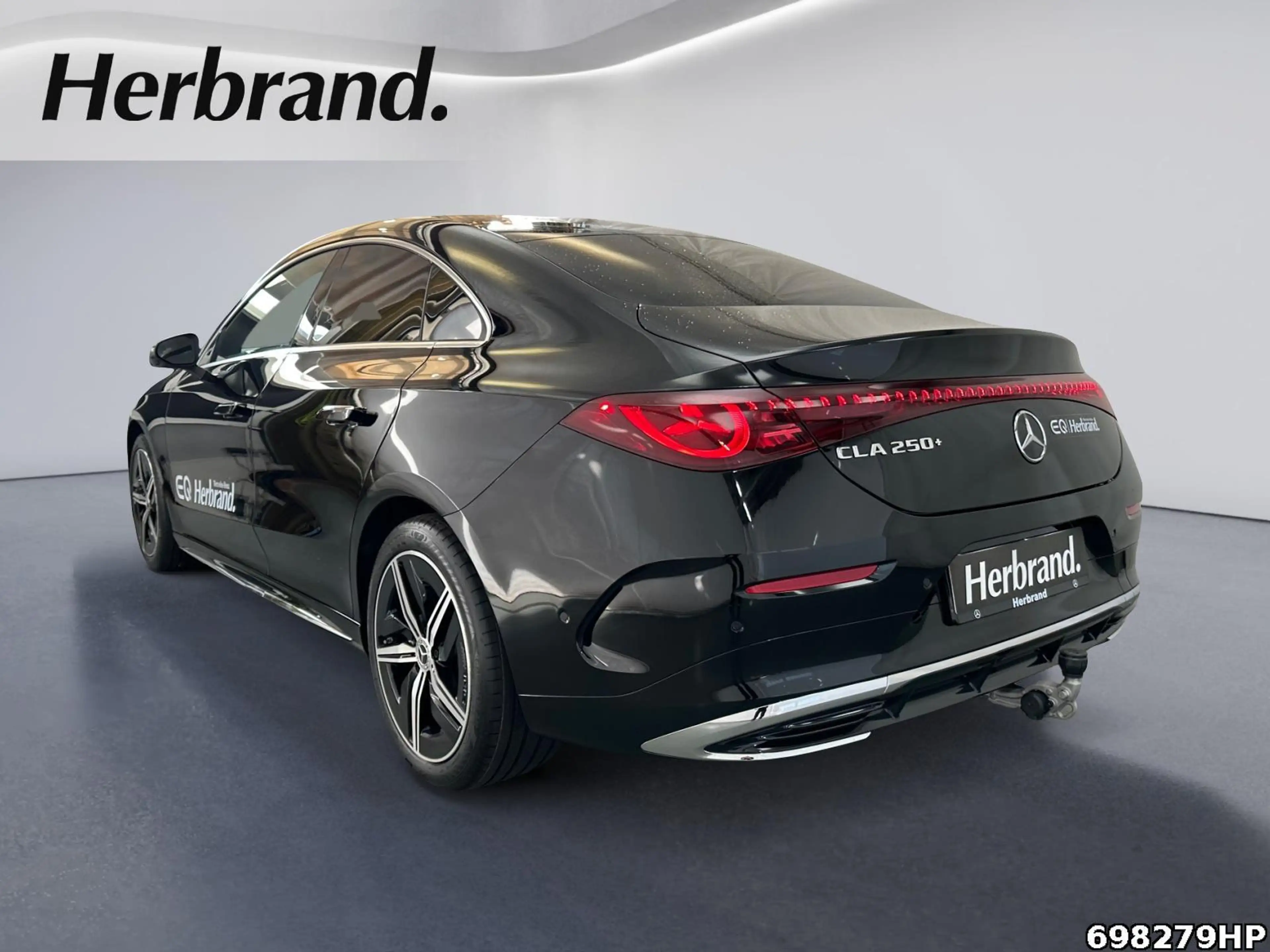 Mercedes-Benz CLA 250 +AMG+AHK+MEMORY+MULTIBEAM+360°KAMA+ — photo 4