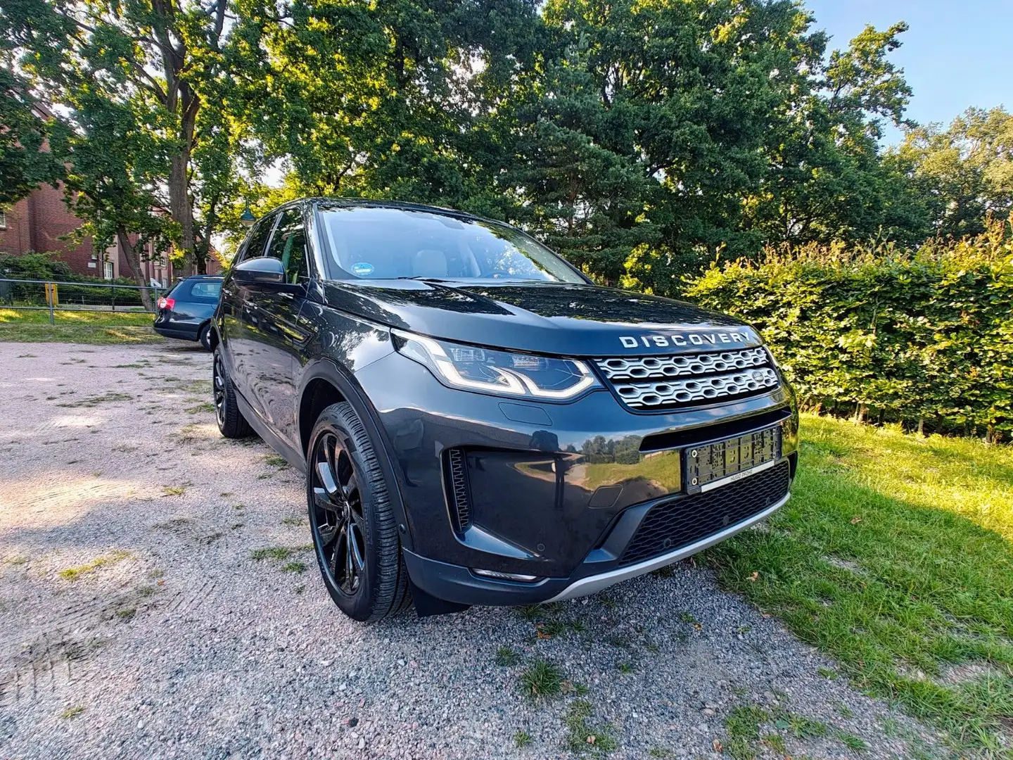 Land Rover Discovery Sport 2,0 Automatik SE AWD / Panorama Grigio - 2
