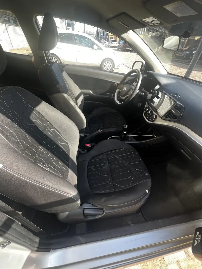 Kia Picanto 1.0 CVVT Plus P. Gris - 2