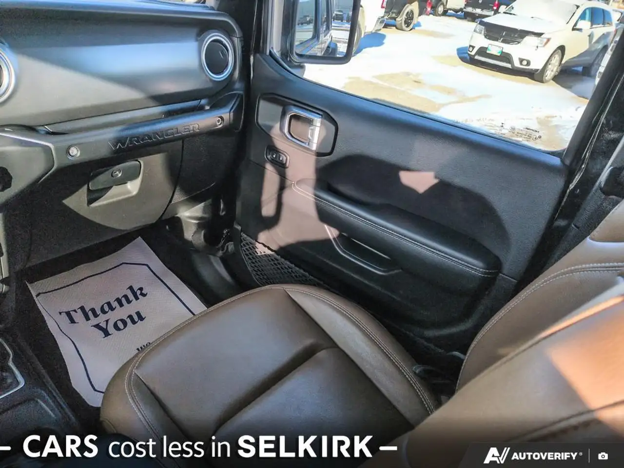 Jeep Wrangler photo Jeep Wrangler