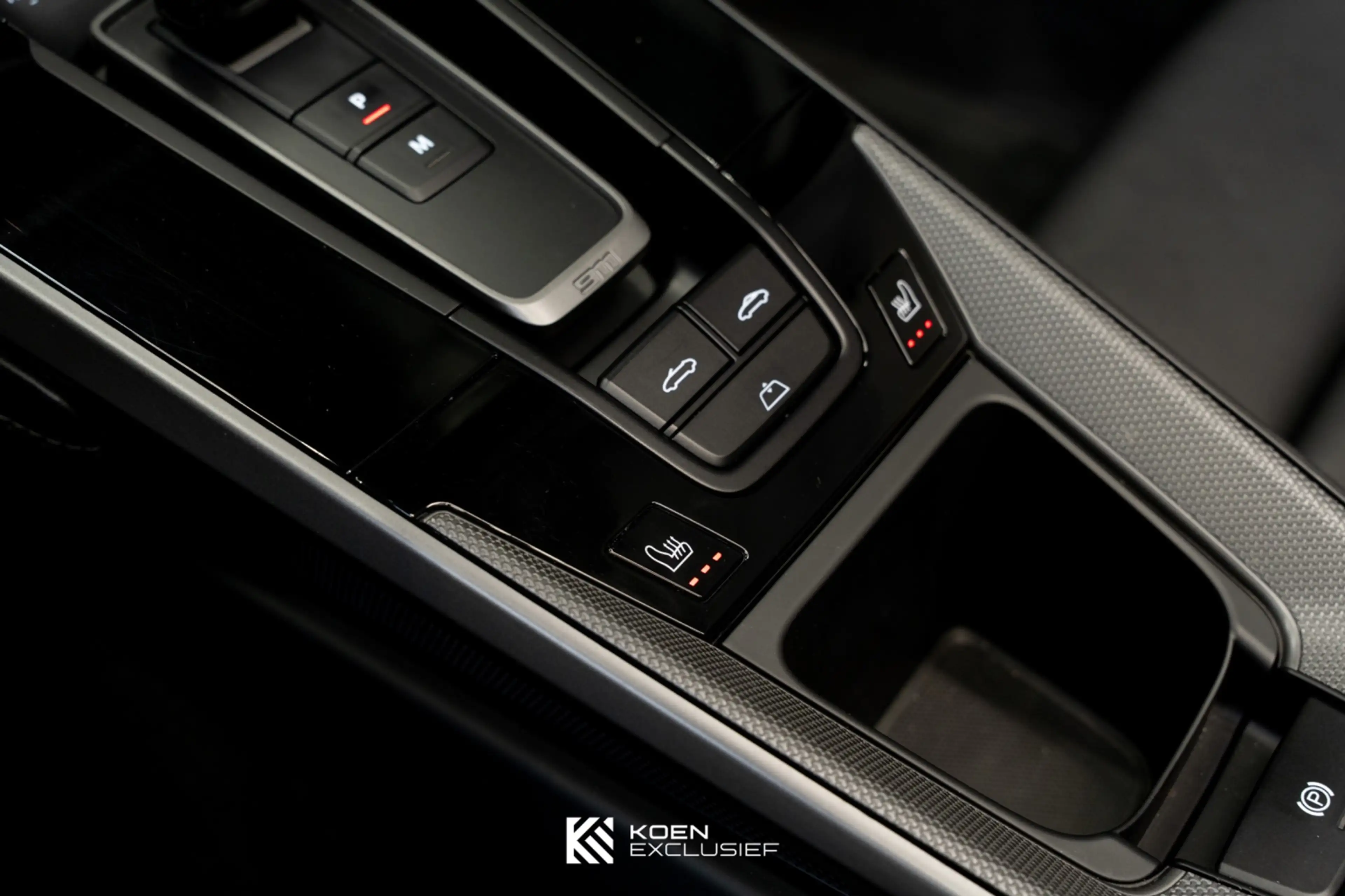 Porsche 992 Cabrio 992 3.0 Carrera 4 S Km-stand 25999 — photo 33