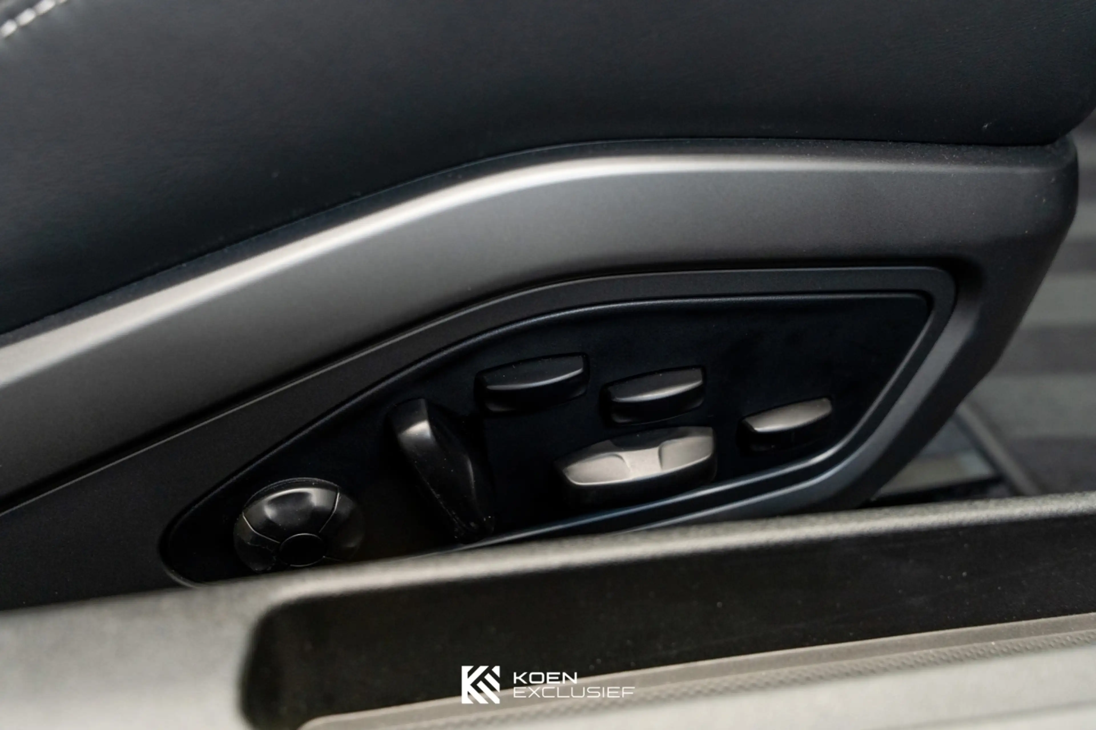 Porsche 992 Cabrio 992 3.0 Carrera 4 S Km-stand 25999 — photo 20