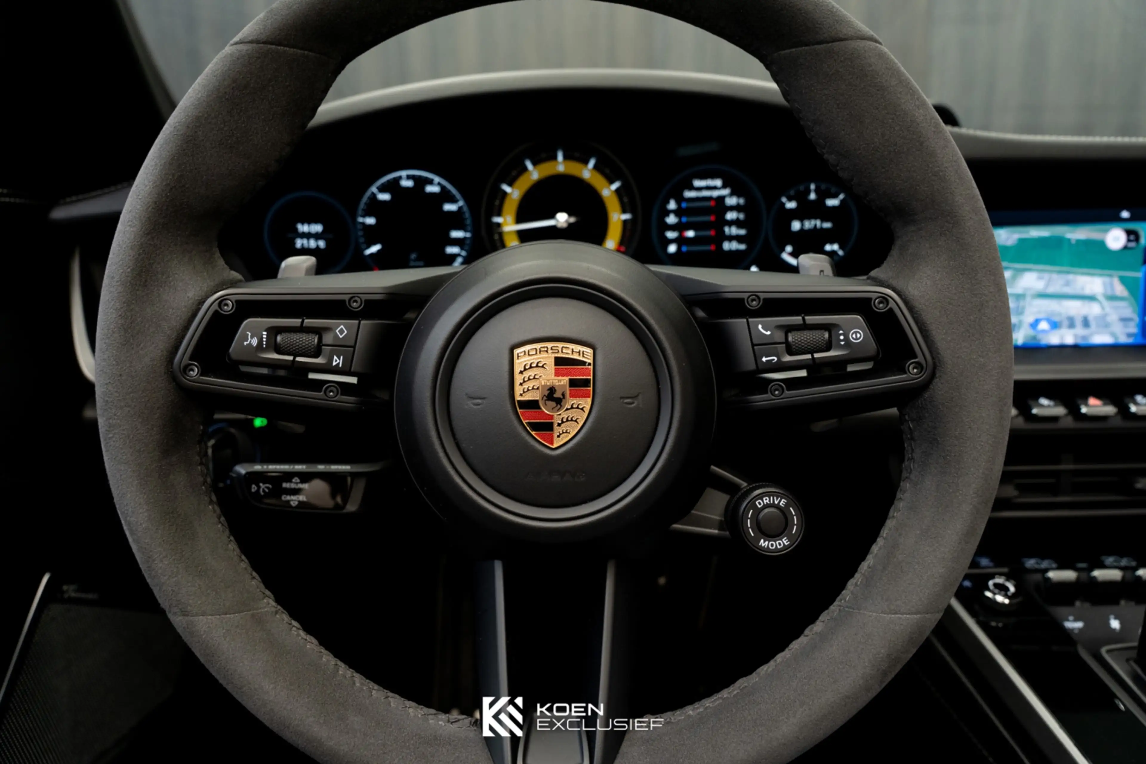 Porsche 992 Cabrio 992 3.0 Carrera 4 S Km-stand 25999 — photo 23