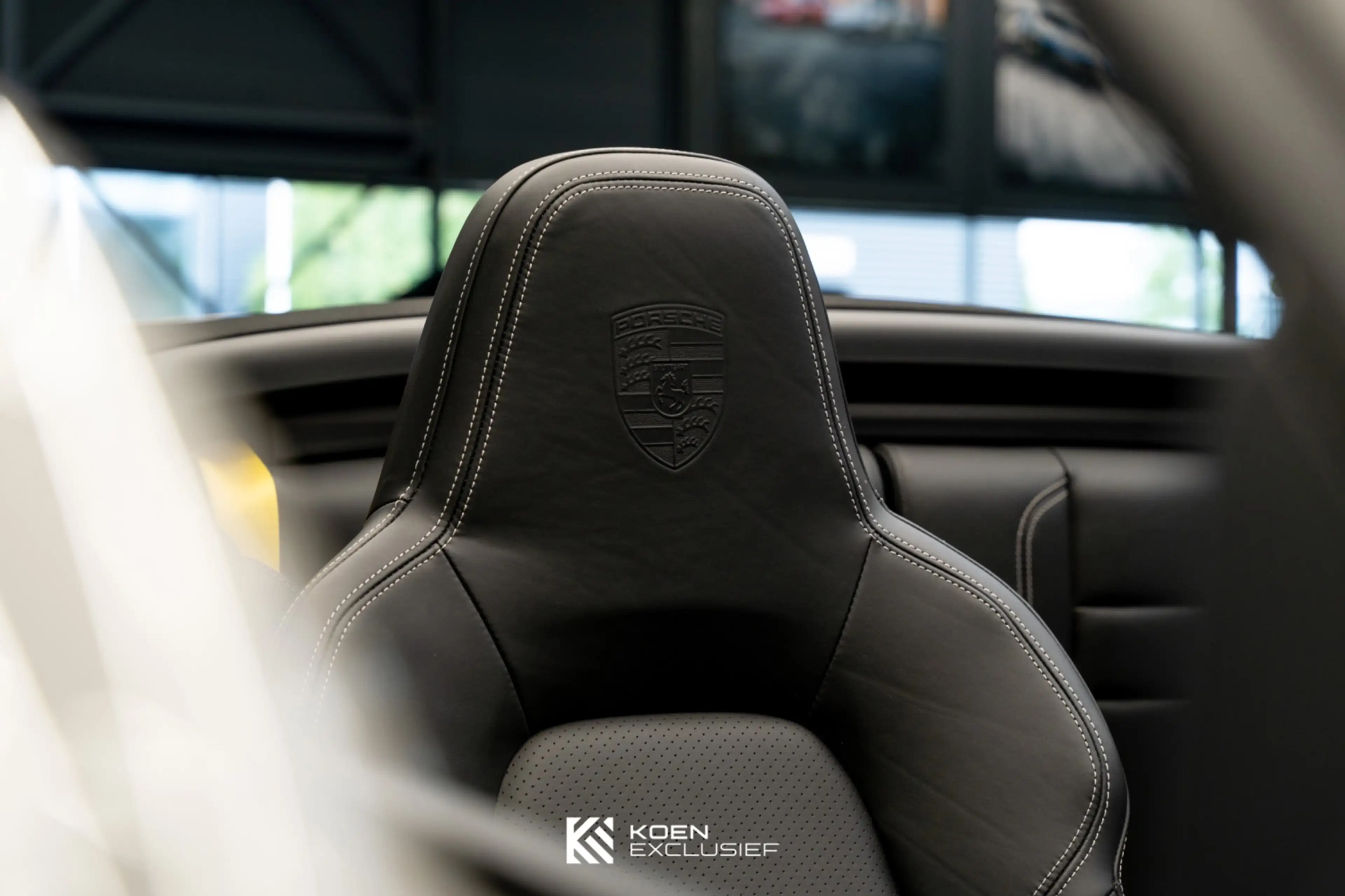 Porsche 992 Cabrio 992 3.0 Carrera 4 S Km-stand 25999 — photo 21