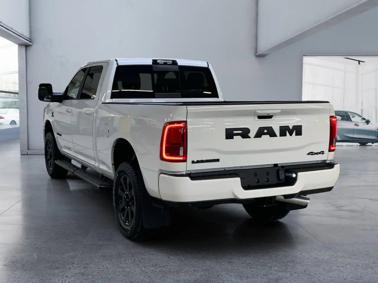 RAM 3500 снимка RAM 3500