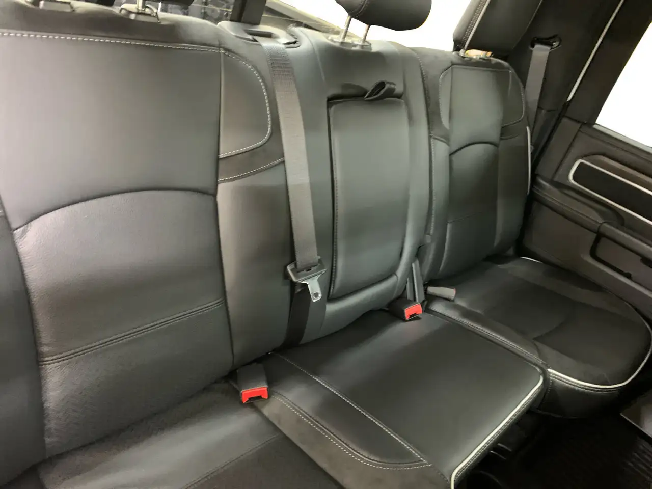 RAM 3500 снимка RAM 3500
