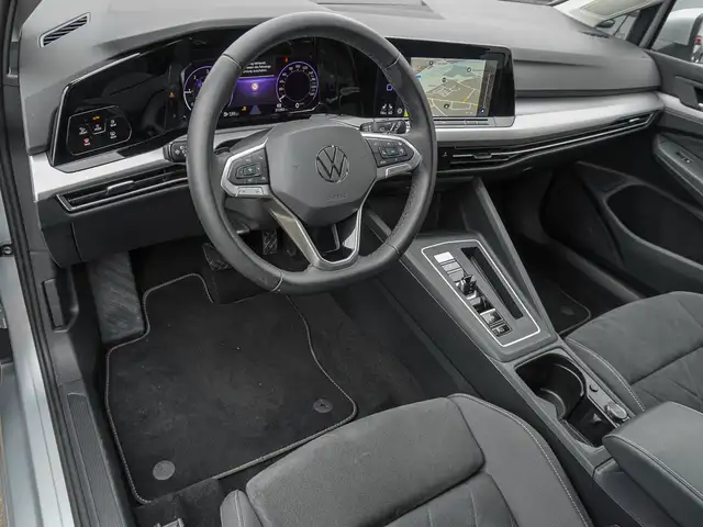 Volkswagen Golf view 8