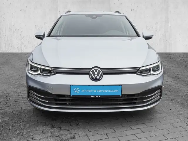 Volkswagen Golf view 3