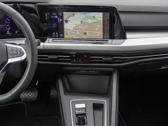 Volkswagen Golf view 11