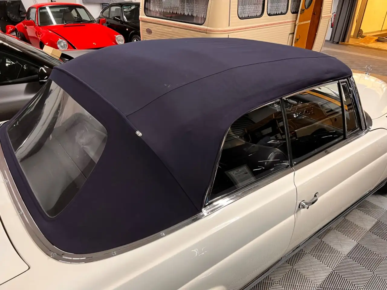 Mercedes-Benz 220 SEb Werkscabrio, Automatik, foto 4