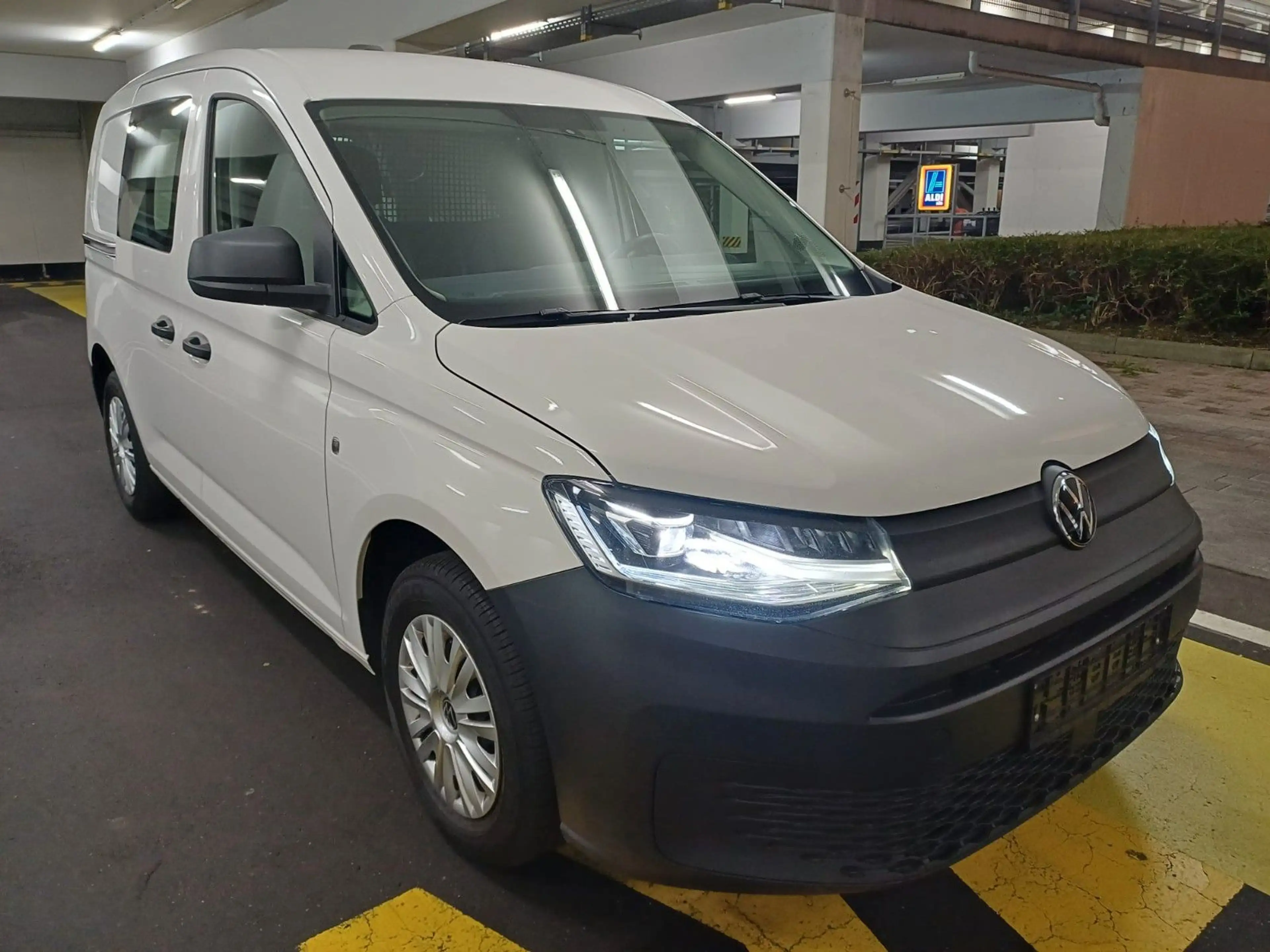 Volkswagen Caddy Cargo 2.0, Kamera, Klima, Navi, Temp, PDC — photo 5