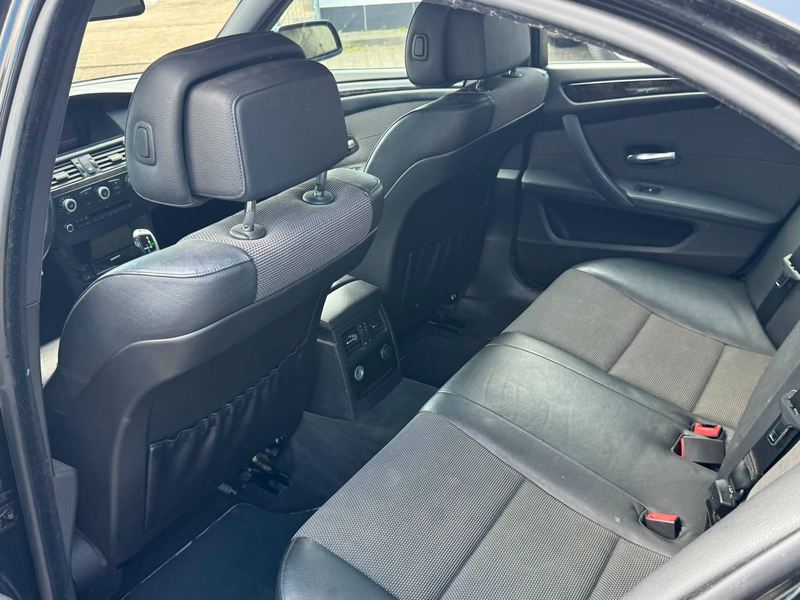 BMW 530 530 d xDrive Edition Lifestyle — photo 10