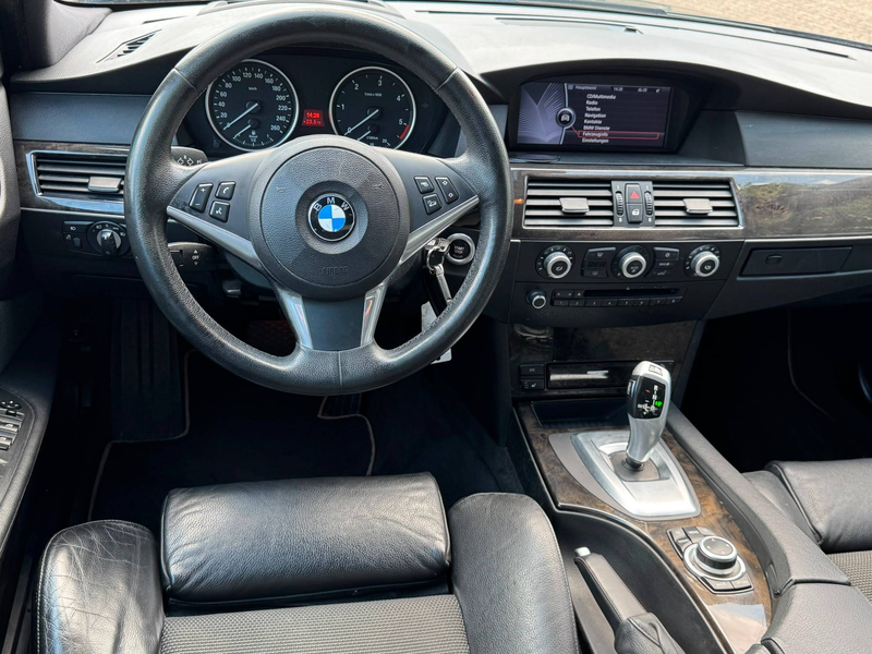 BMW 530 530 d xDrive Edition Lifestyle — photo 12