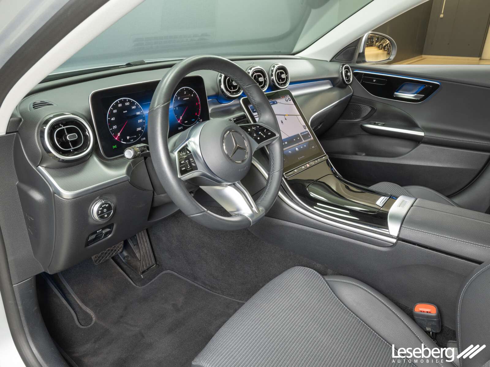 Mercedes-Benz C 220