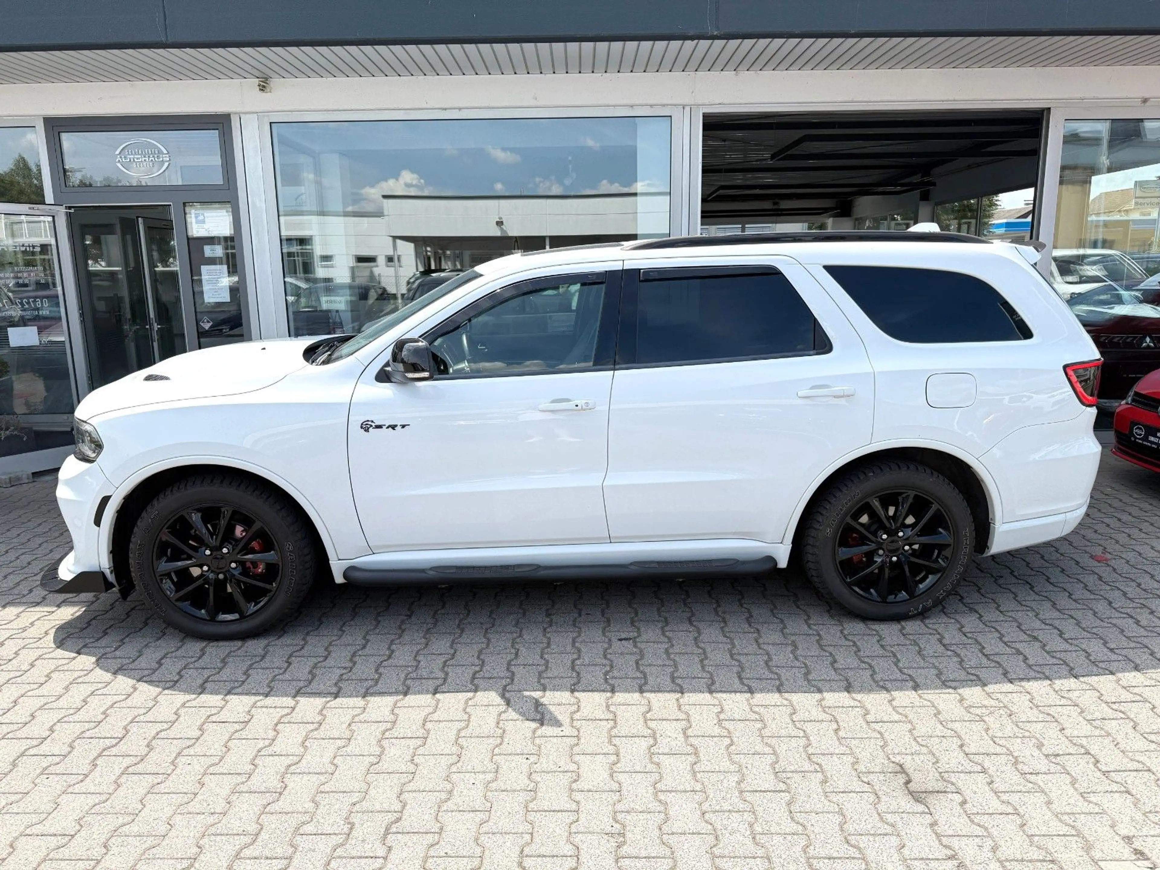 Dodge Durango 3.6 V6 SRT *LPG GAS/BENZIN*6-SITZER* — photo 2