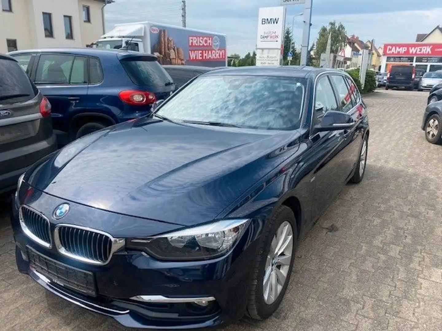 BMW 320 Baureihe 3 Touring 320 d xDrive Luxury Line Blau - 2