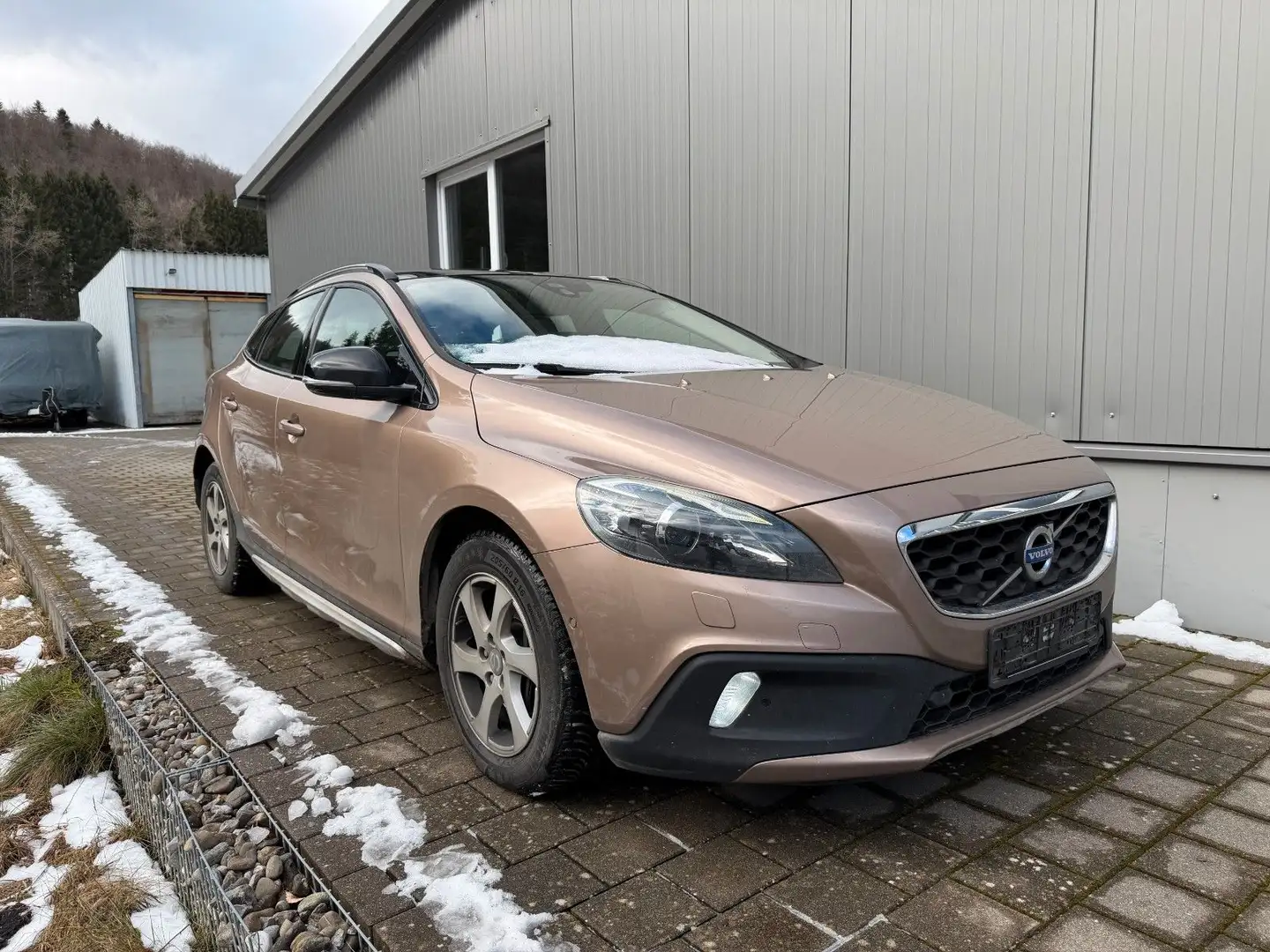 Volvo V40 Cross Country Summum AWD PANORAMA WINTERRÄDE Braun - 1