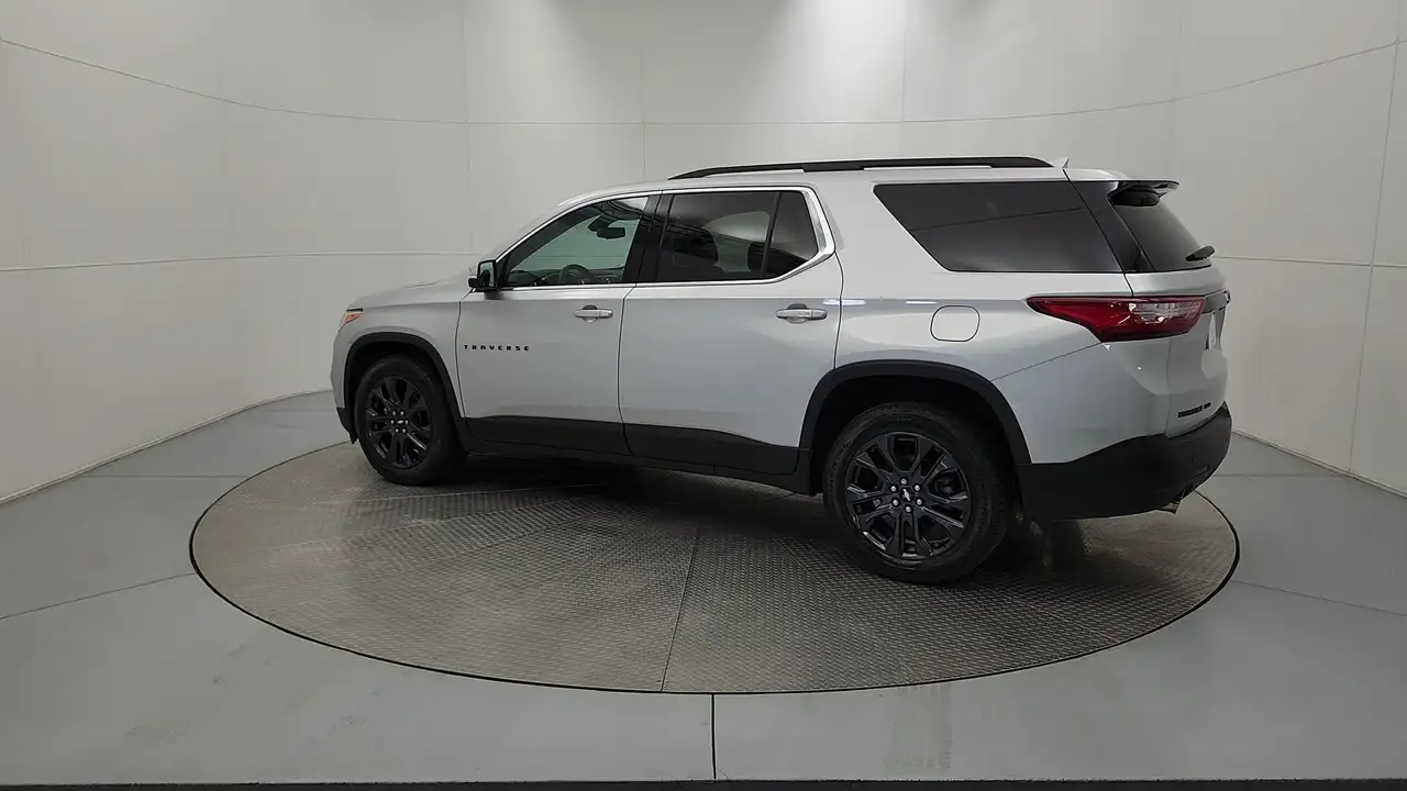 Chevrolet Traverse снимка Chevrolet Traverse