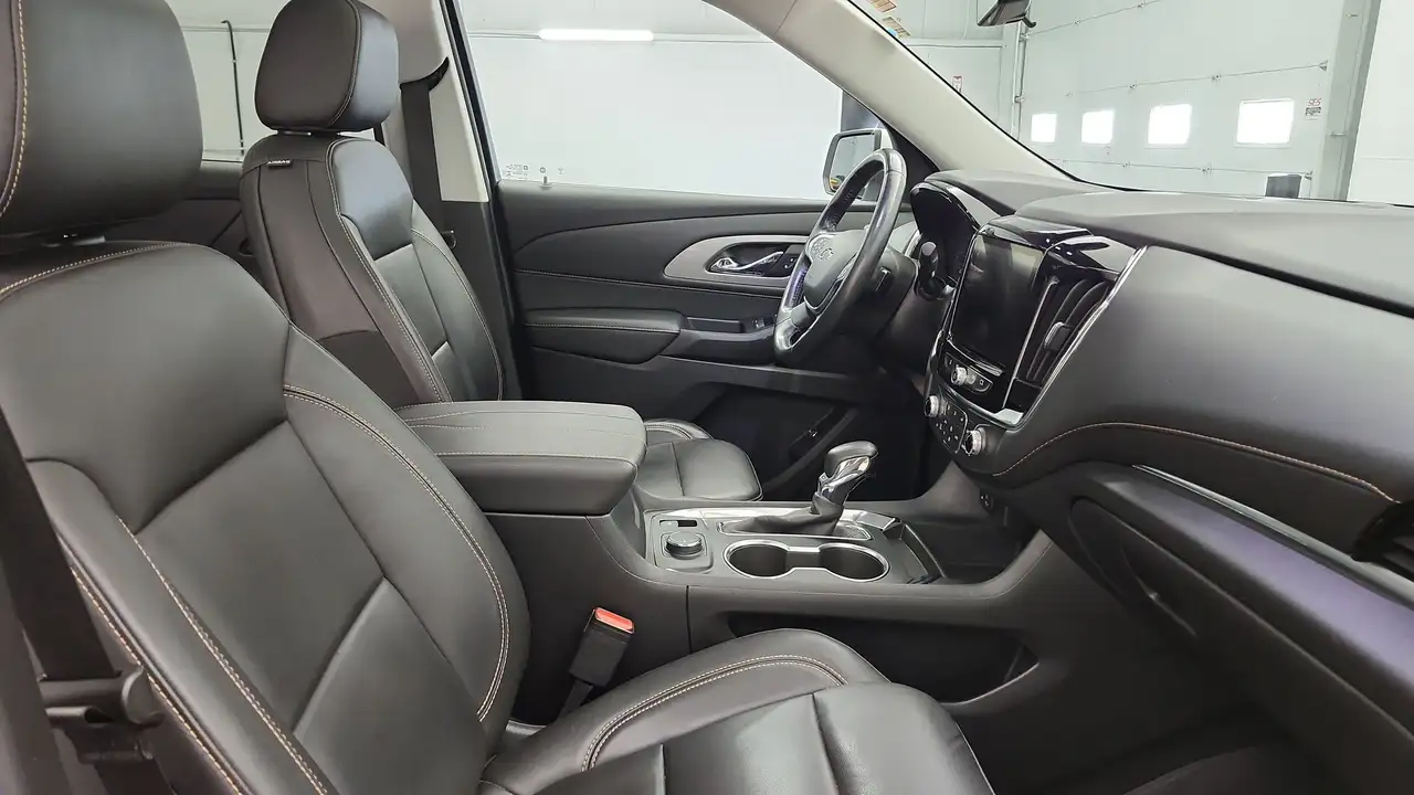 Chevrolet Traverse снимка Chevrolet Traverse