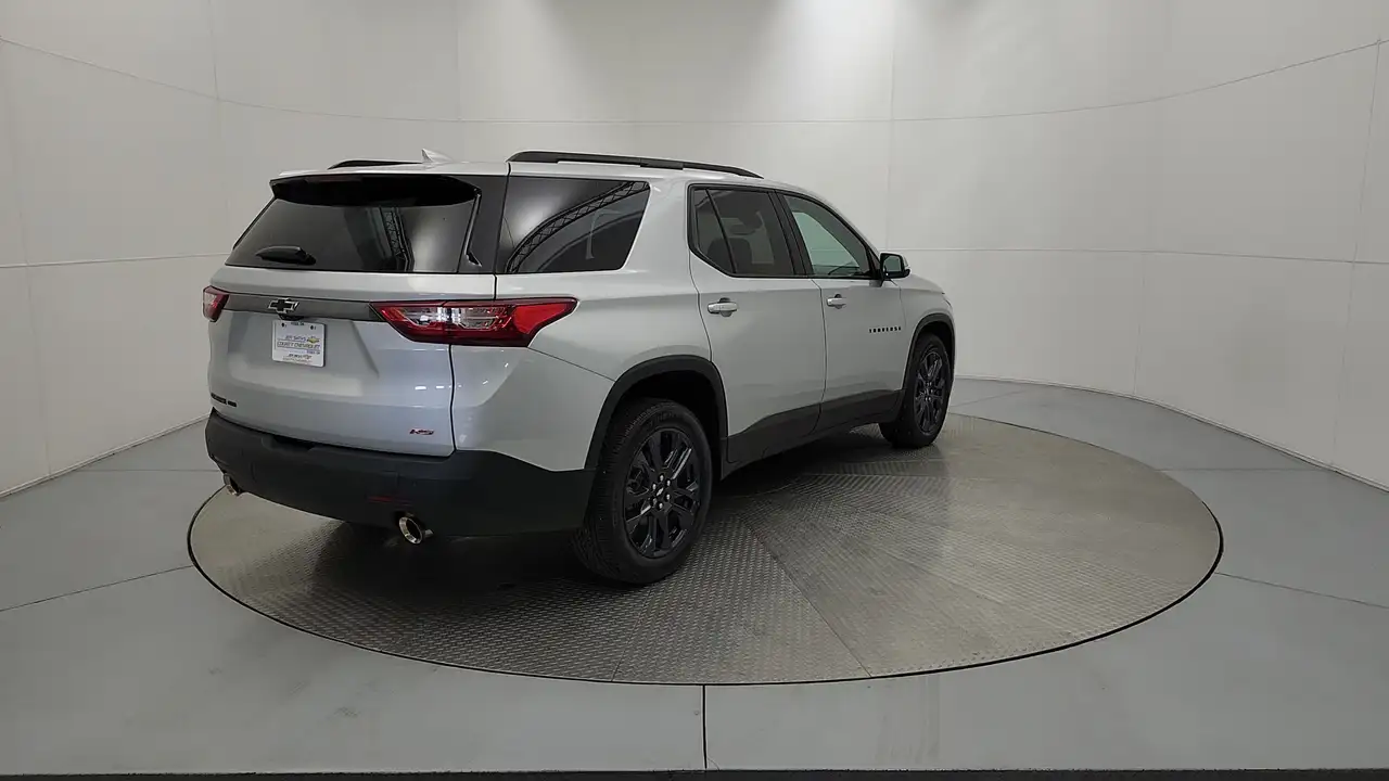 Chevrolet Traverse снимка Chevrolet Traverse