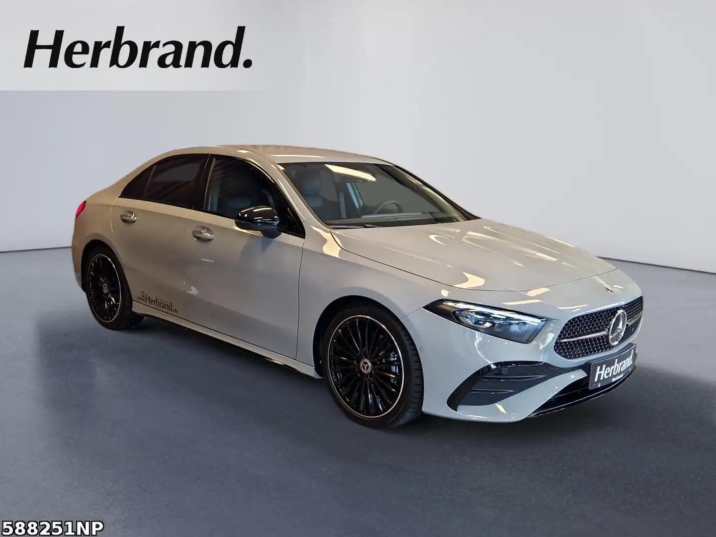 Mercedes-Benz A 200 Limousine SPECIAL EDITION+AHK+MULTIBEAM+ Grau - 2