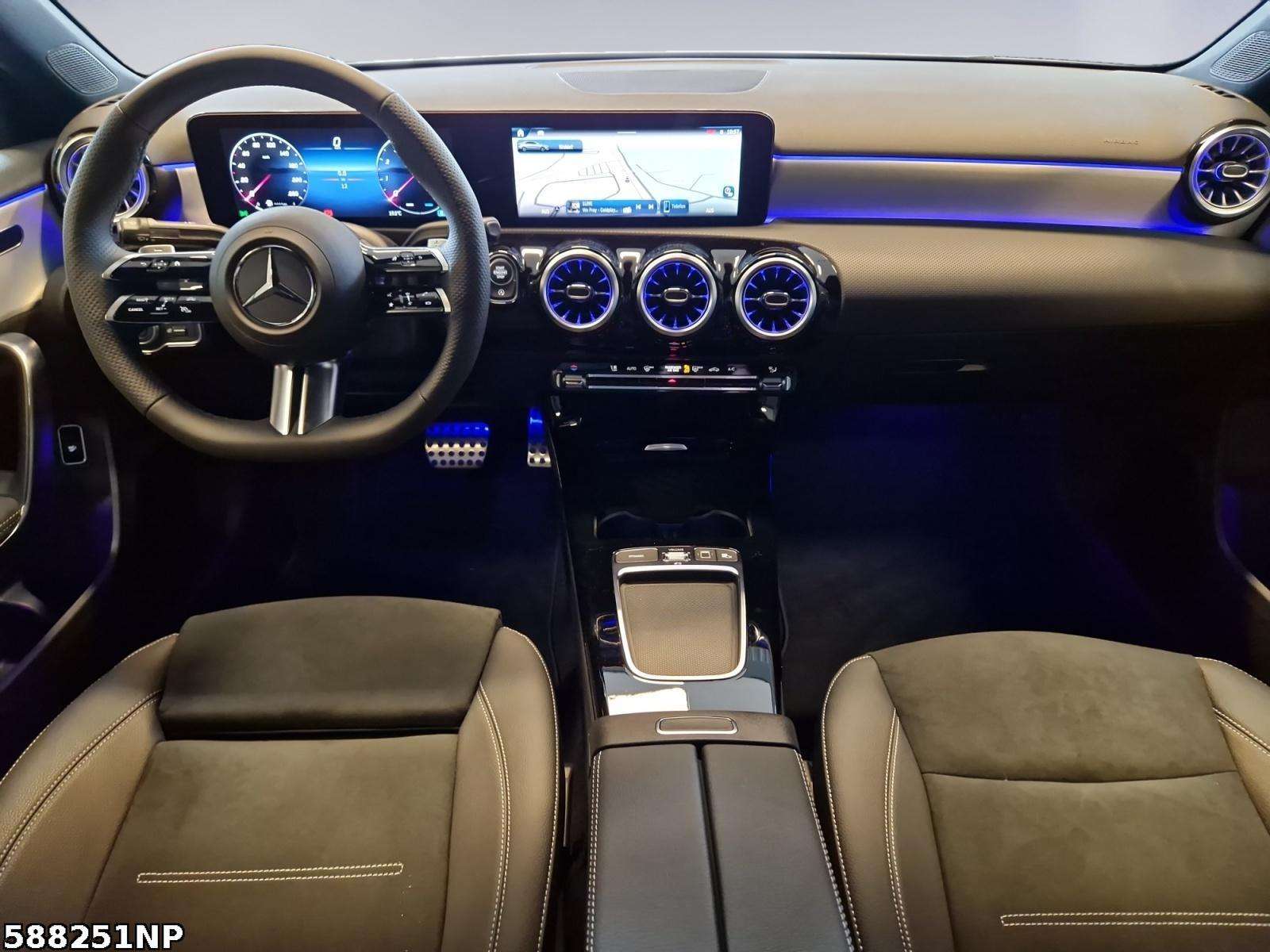 Mercedes-Benz A 200