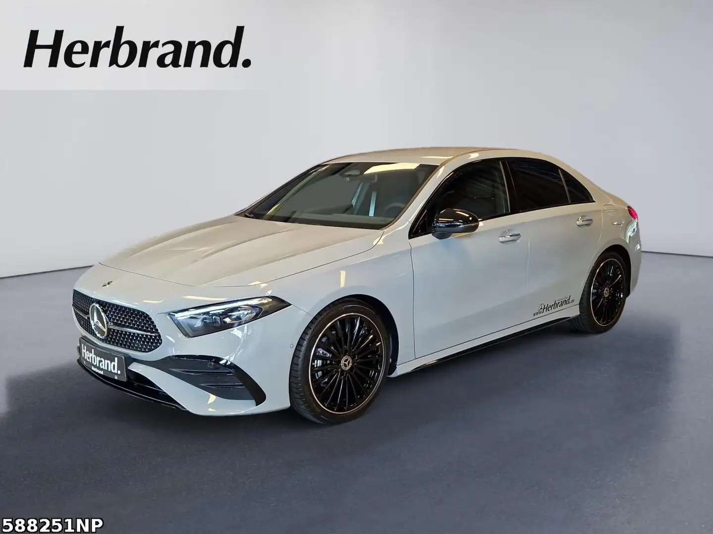 Mercedes-Benz A 200 Limousine SPECIAL EDITION+AHK+MULTIBEAM+ Grau - 1